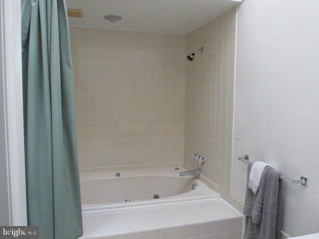 COOL CREEK CONDOS - Residential