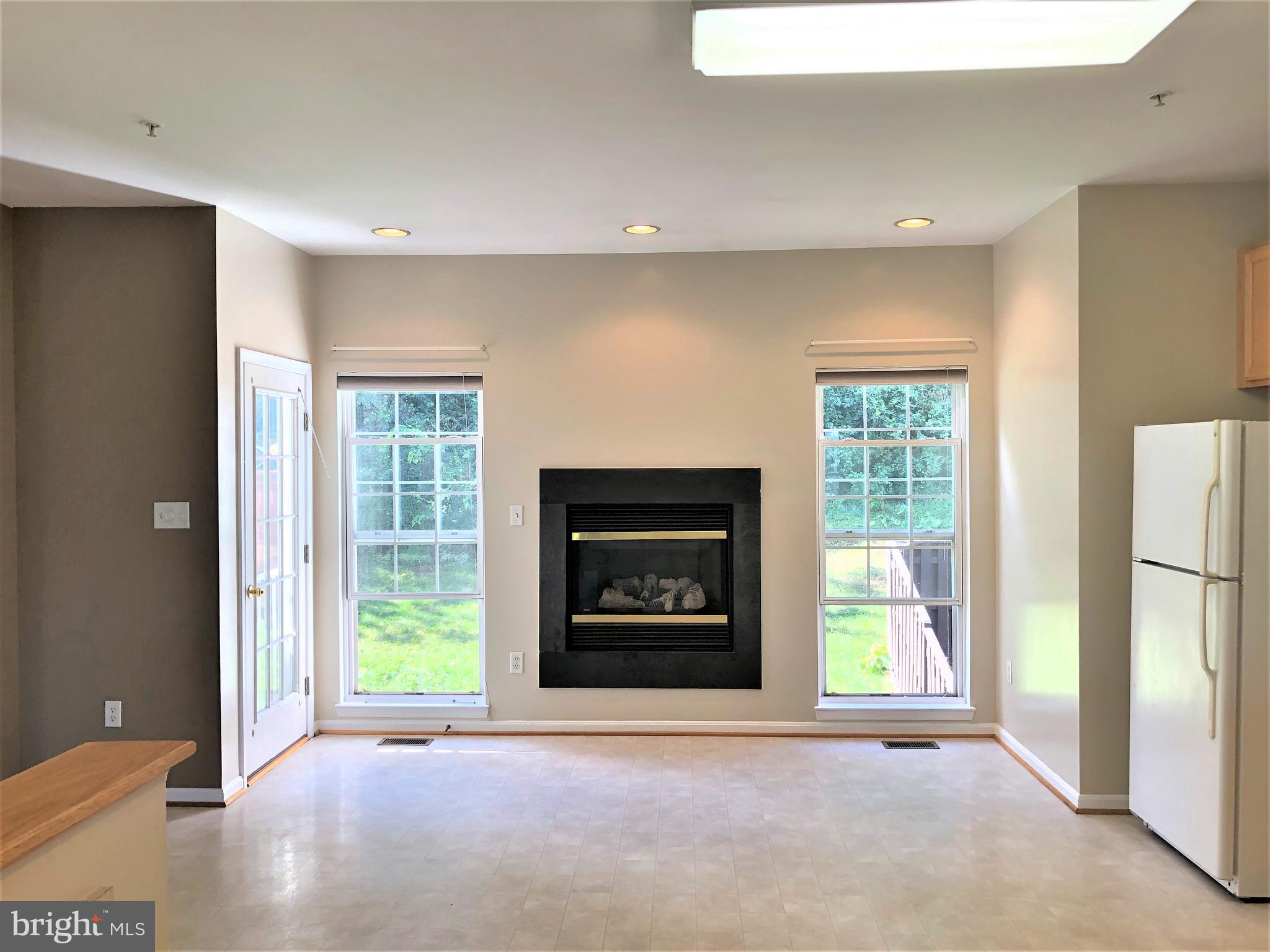 OVERLOOK - Residential Lease