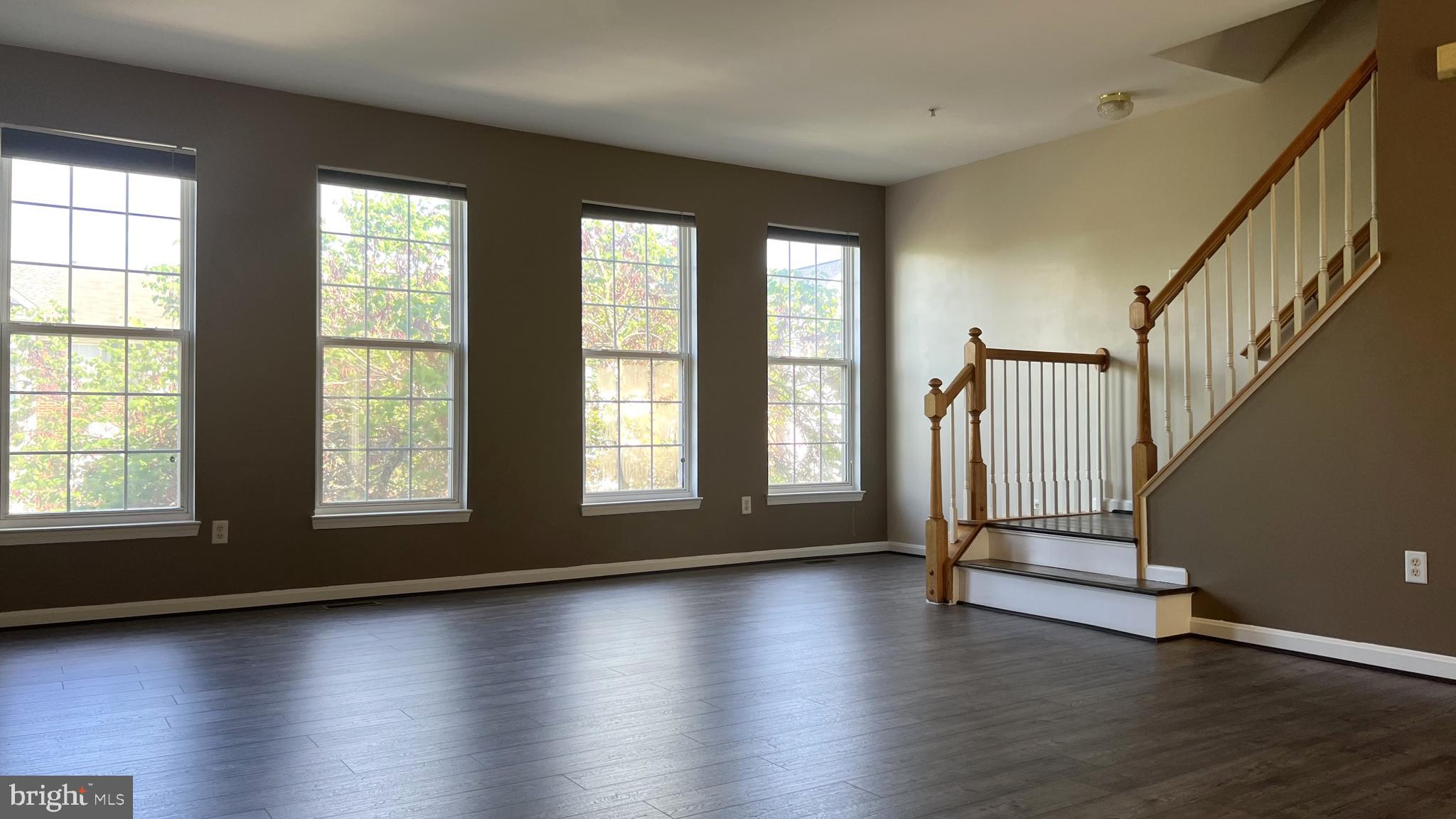 OVERLOOK - Residential Lease