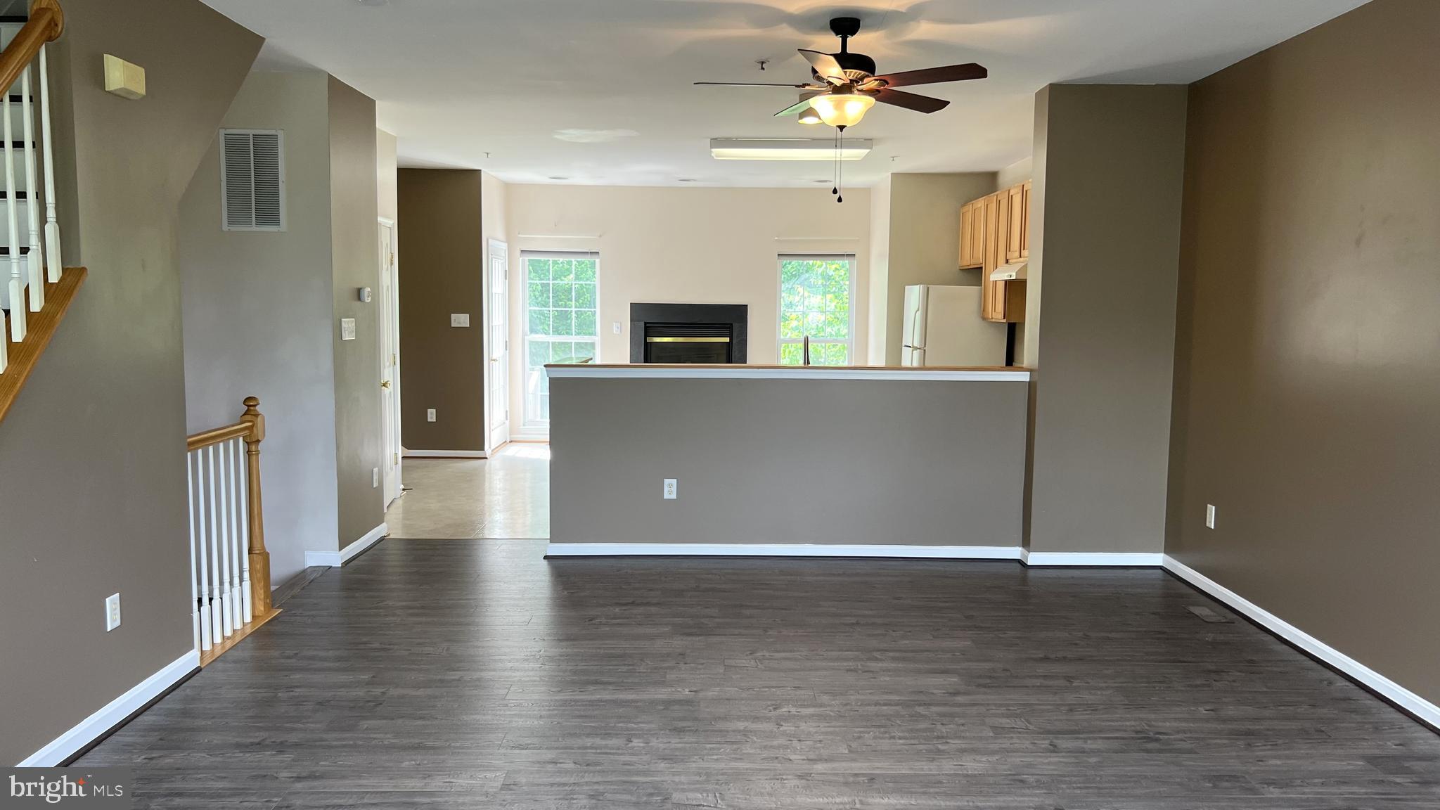 OVERLOOK - Residential Lease