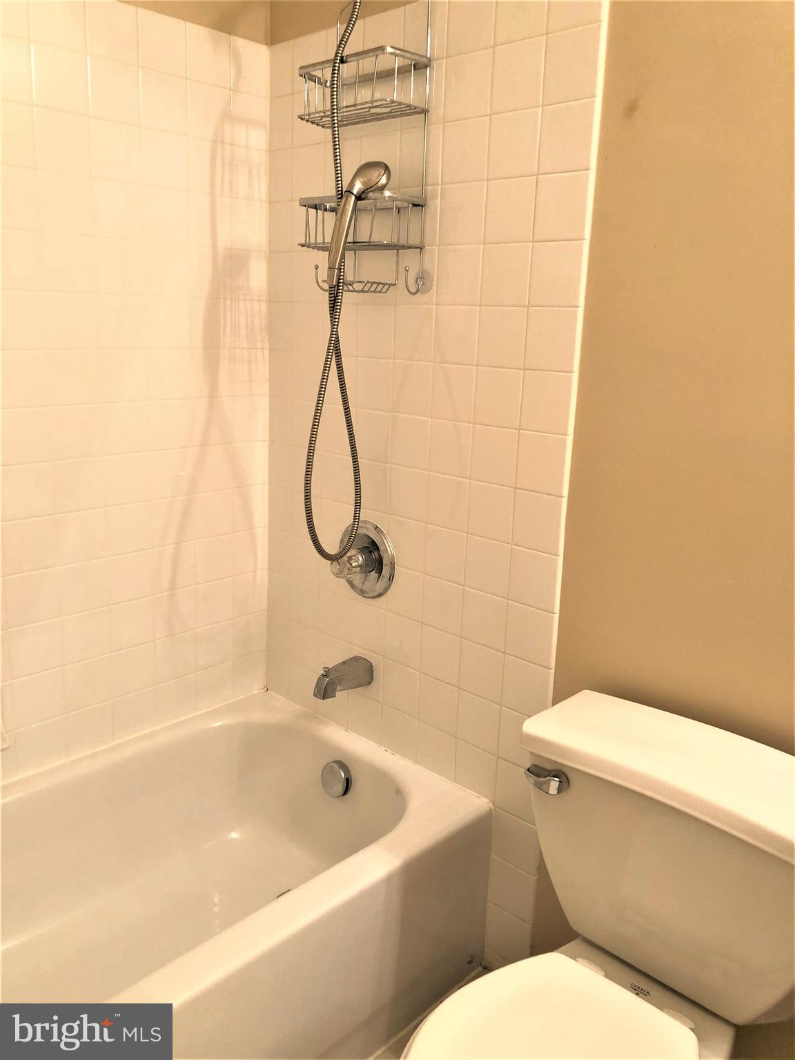 OVERLOOK - Residential Lease