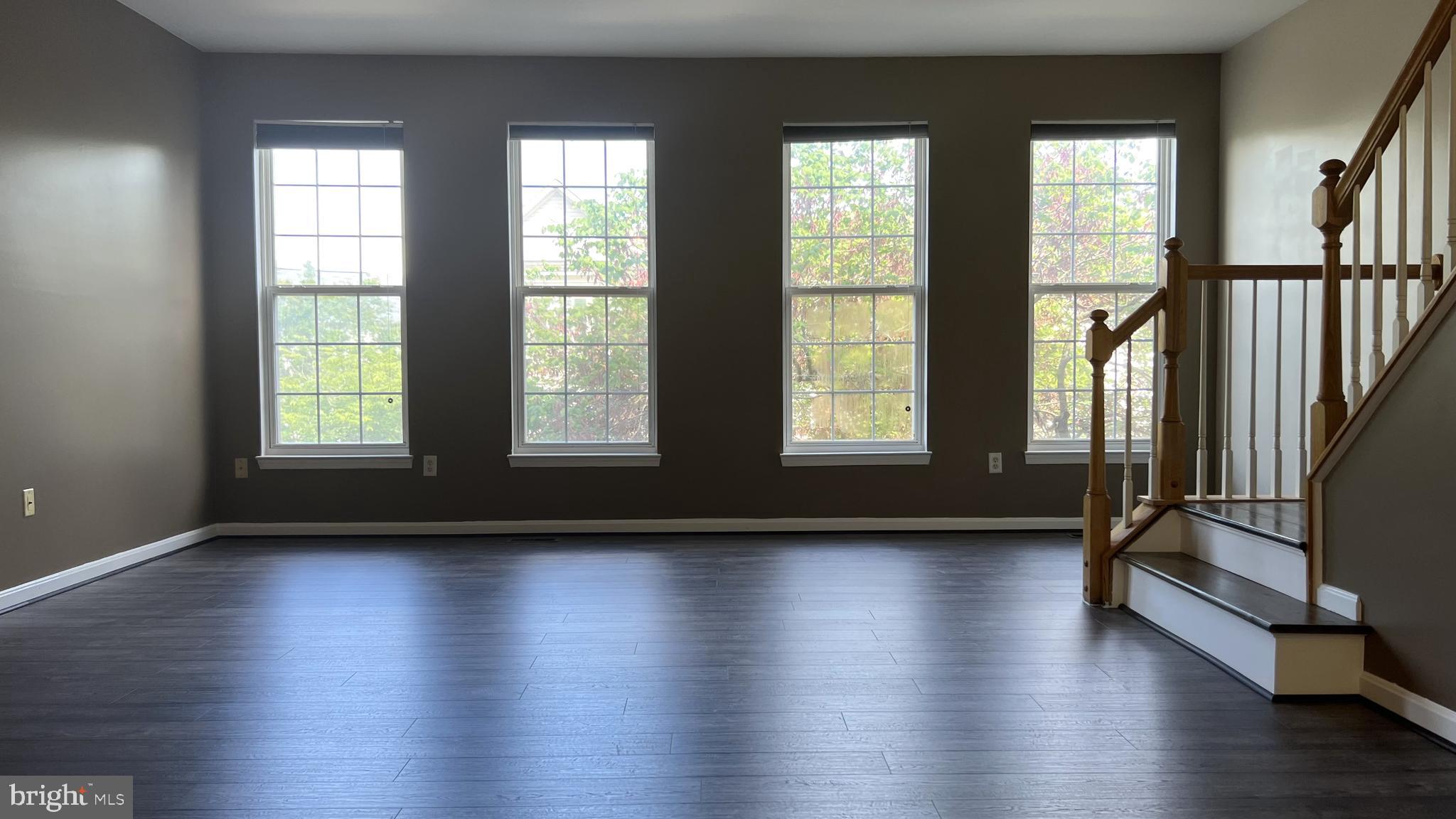 OVERLOOK - Residential Lease