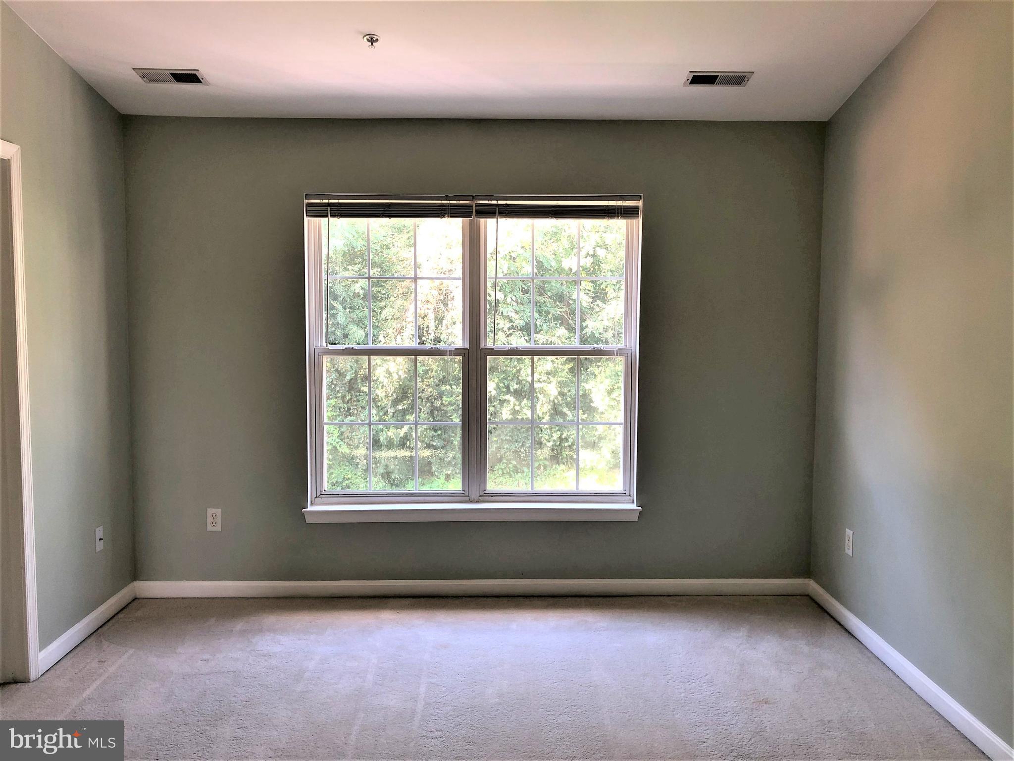 OVERLOOK - Residential Lease