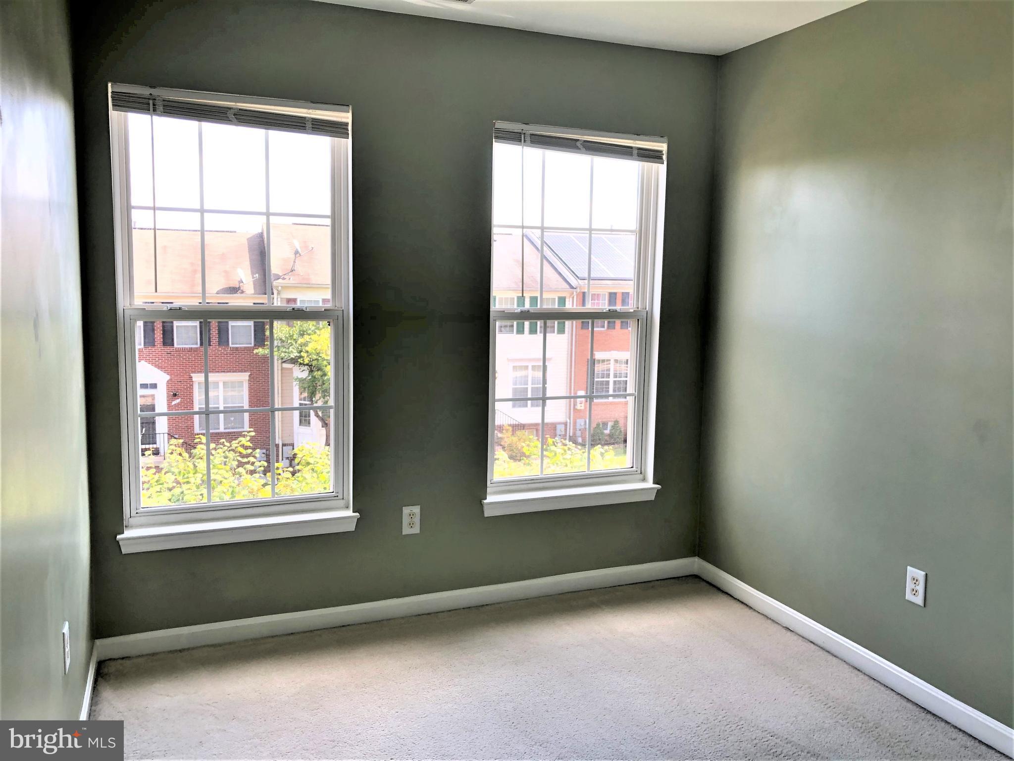 OVERLOOK - Residential Lease