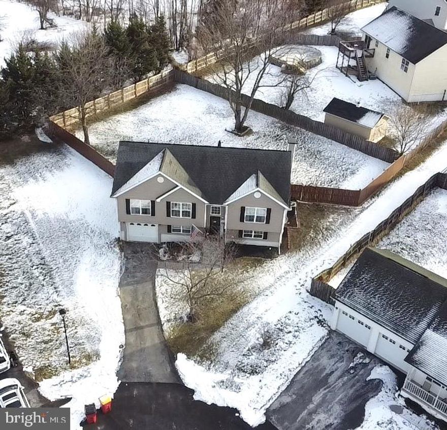 Welcome home! 182 Jack Rabbit Ln is waiting for you. Situated in the quaint cul de sac this home gives you the back yard you deserve! Fully fenced  for those furry friends and  the perfect deck for back yard BBQ’s. One of the ONLY homes situated in the Briar Run area that does NOT have HOA fees.  Step into the foyer area with open railing  and cathedral ceilings giving you that grand feel. Open kitchen/family room with lots of counter space for prepping or laying out your holiday spread. Primary bedrooms generously provides 2 closets and a spacious bathroom with dual sinks, soaking tub, and stand up shower separate.  Wood look flooring throughout most of the main level! Downstairs you will find bedroom 4 with access to a 3rd full bath, and a recreation room. Perfect spot for guests or giving someone their own separated space. 

Go ahead and book your appt to snag this gem off the market!