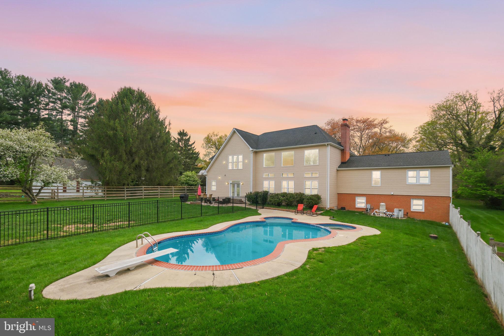 ANCIENT OAK - Residential