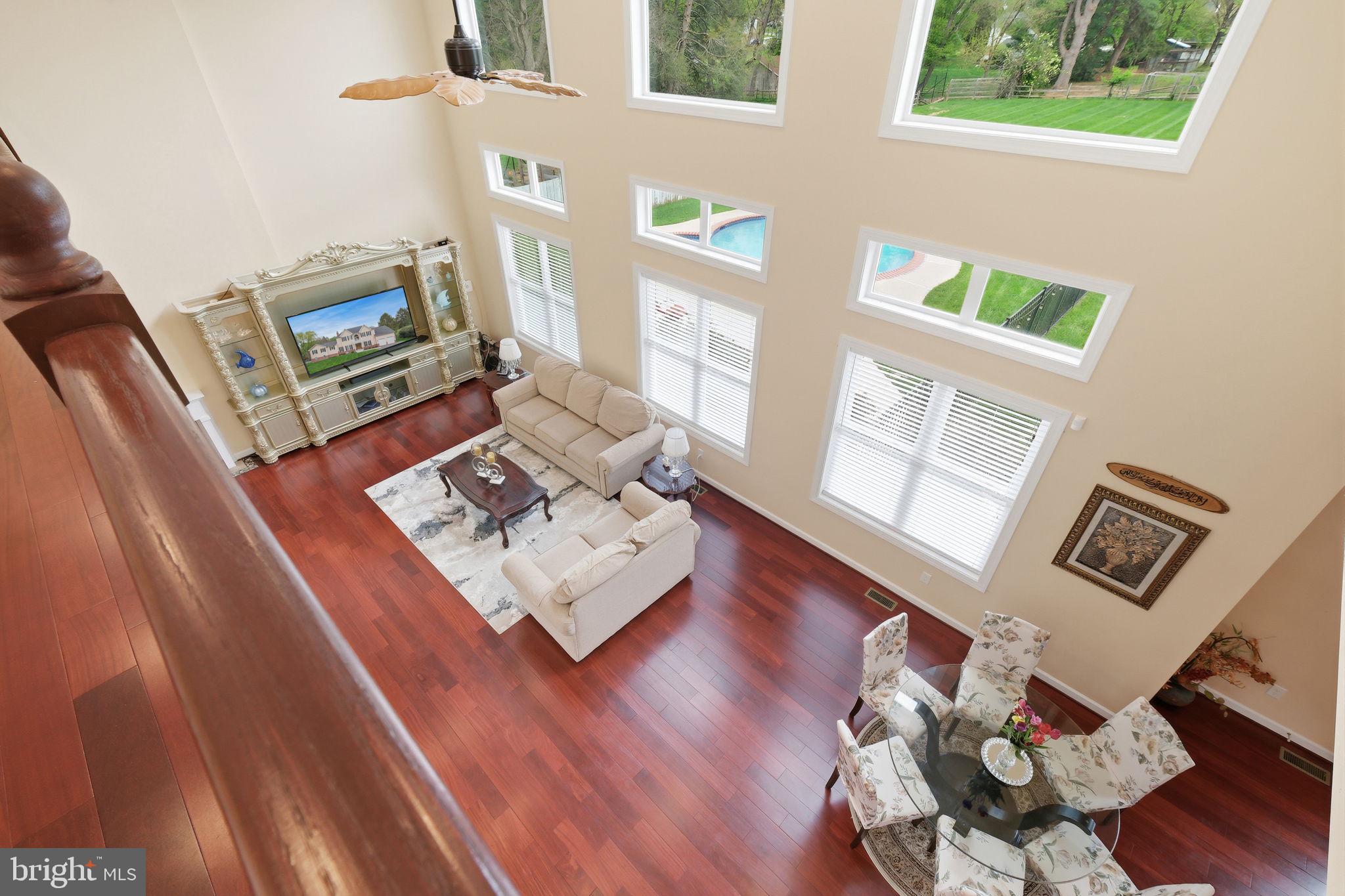 ANCIENT OAK - Residential