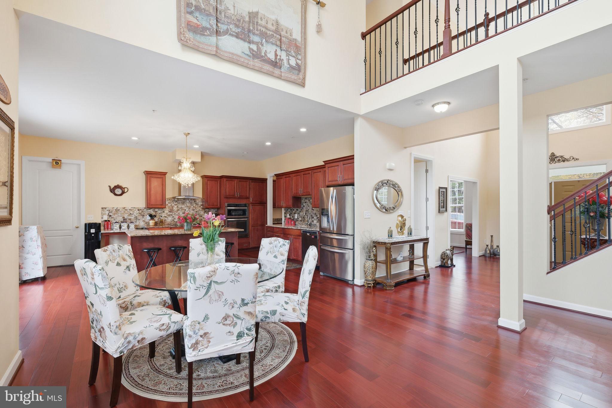 ANCIENT OAK - Residential