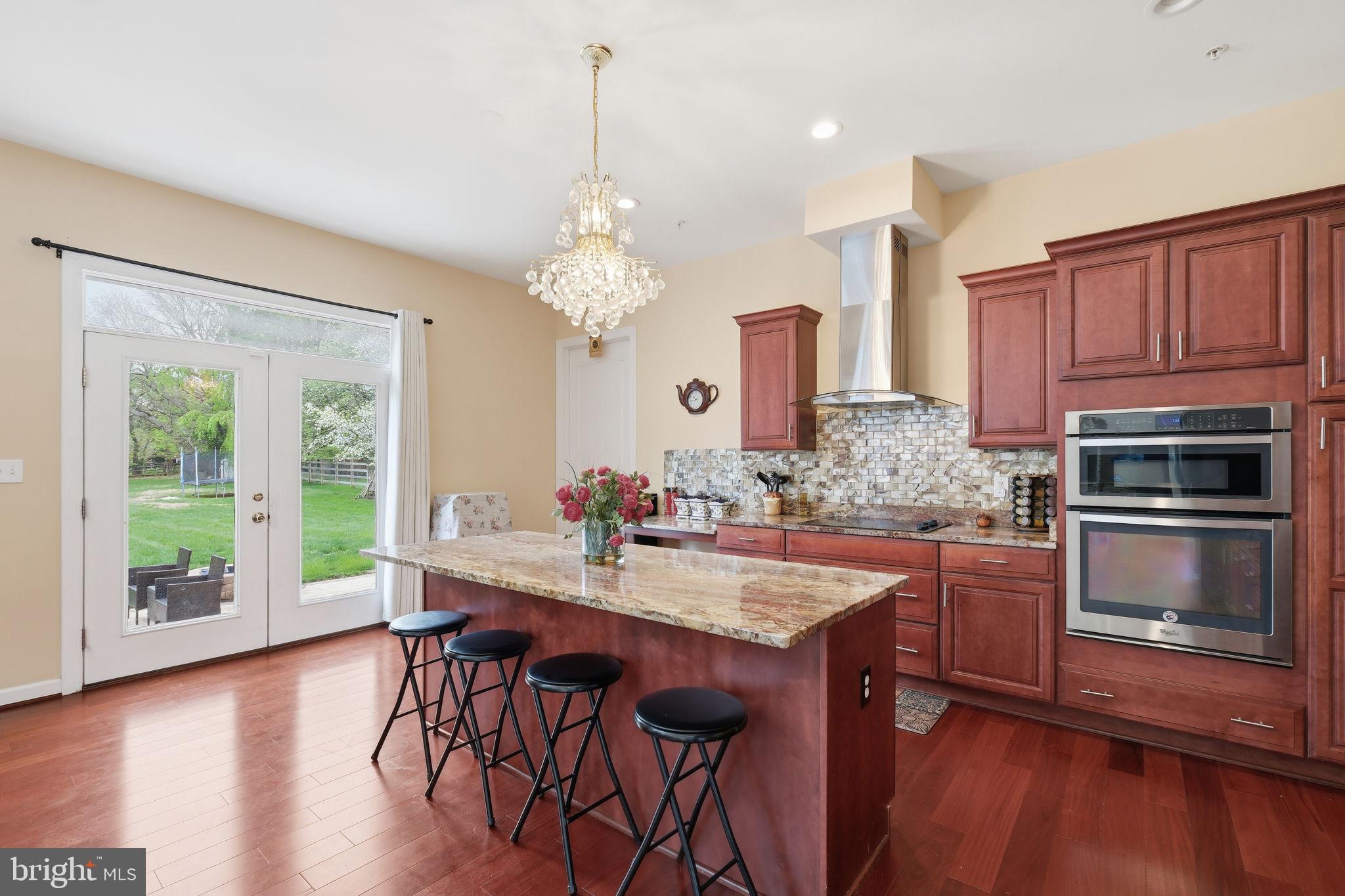 ANCIENT OAK - Residential