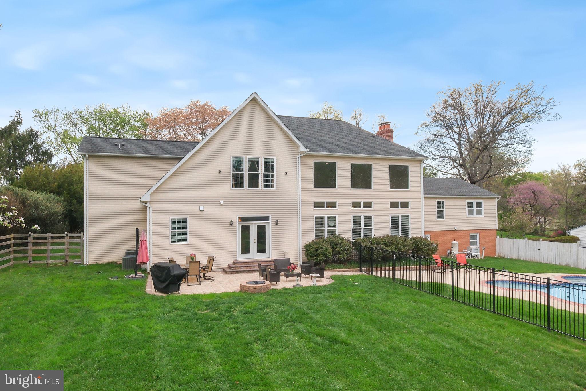 ANCIENT OAK - Residential