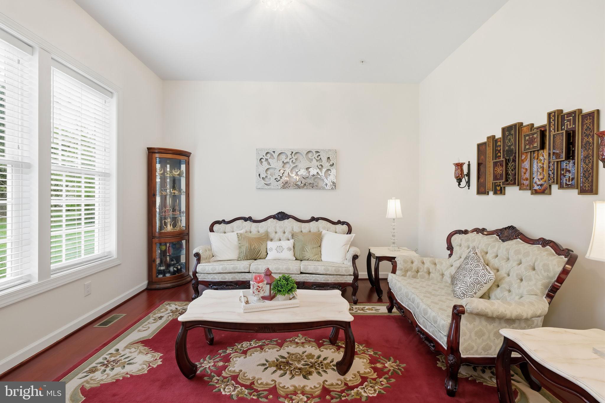 ANCIENT OAK - Residential