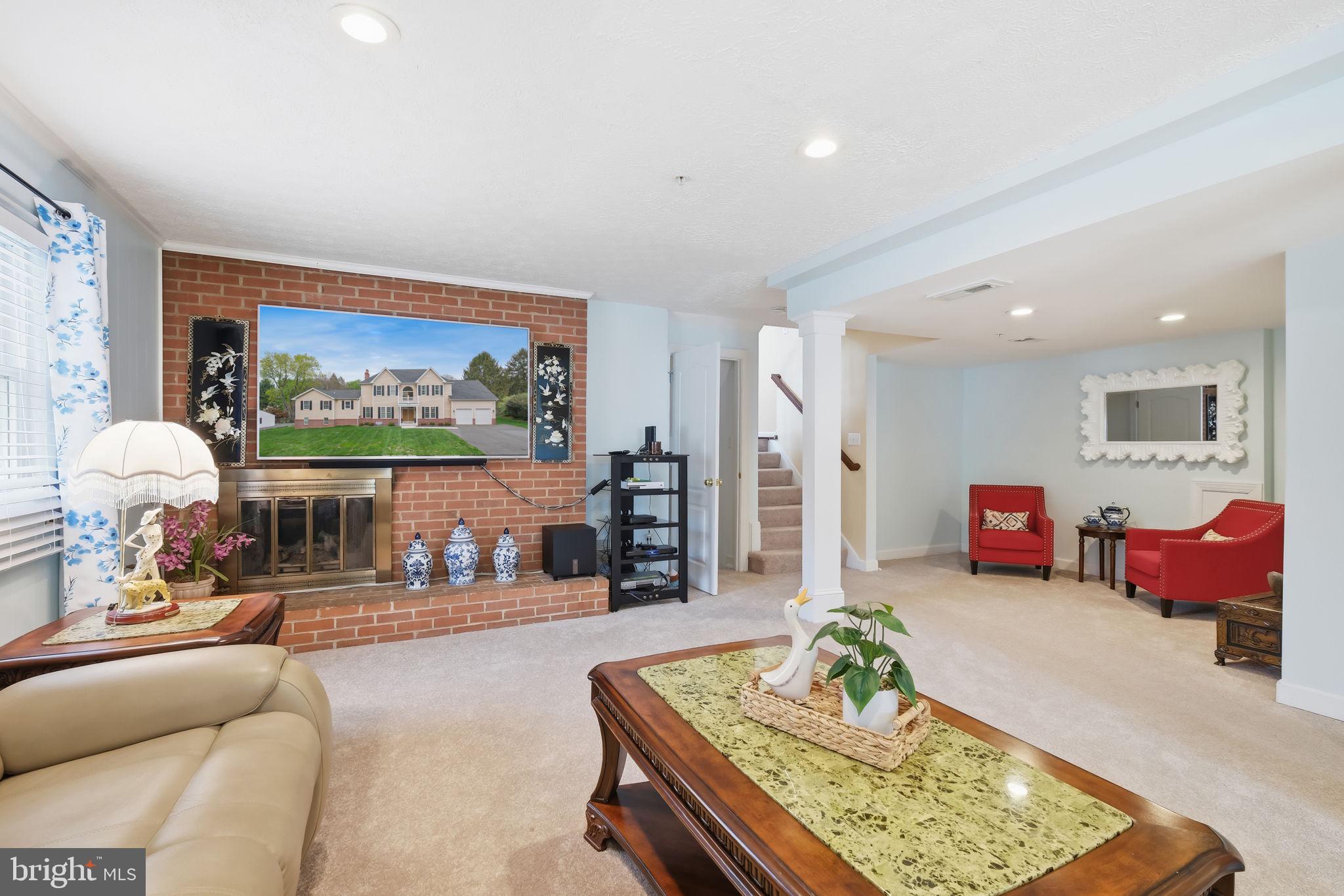 ANCIENT OAK - Residential