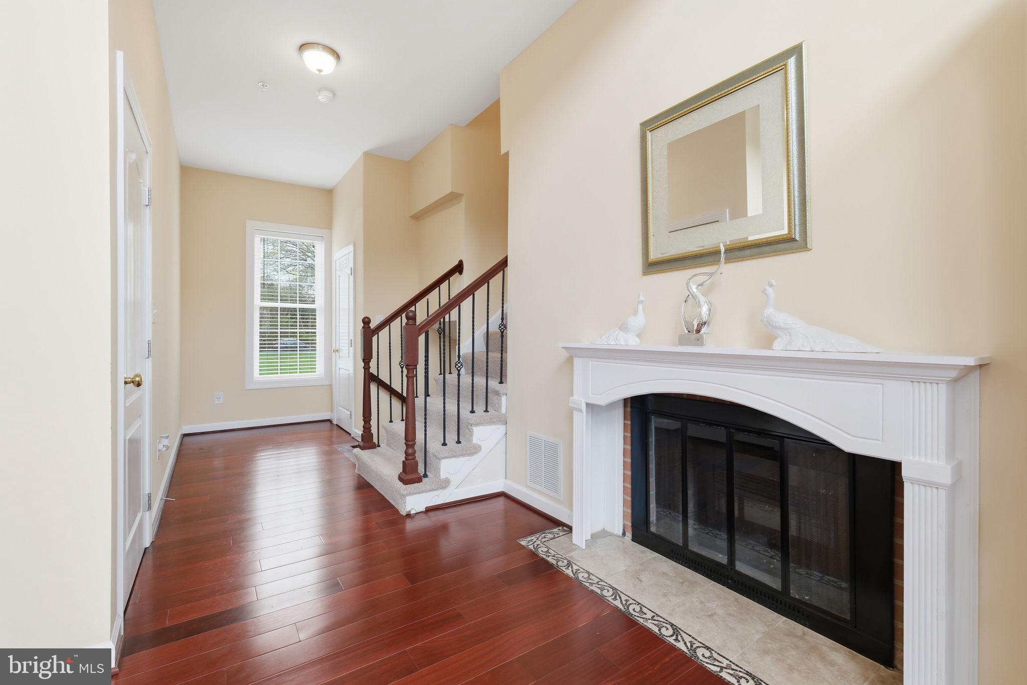 ANCIENT OAK - Residential