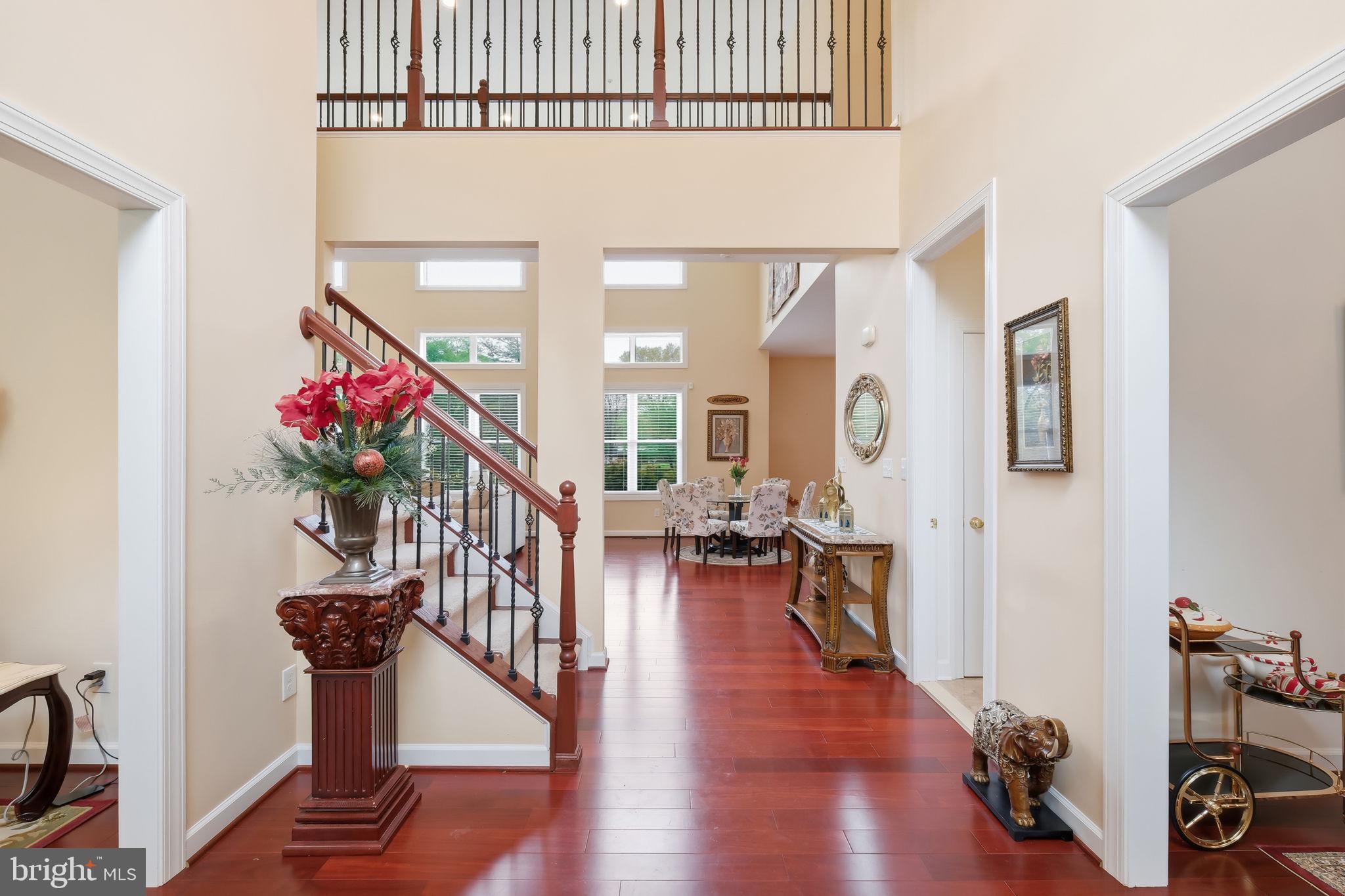 ANCIENT OAK - Residential