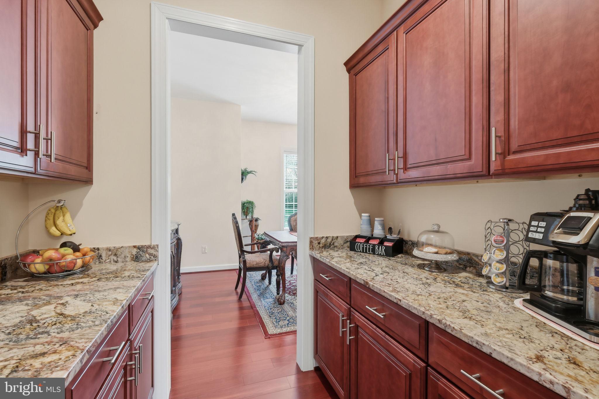 ANCIENT OAK - Residential