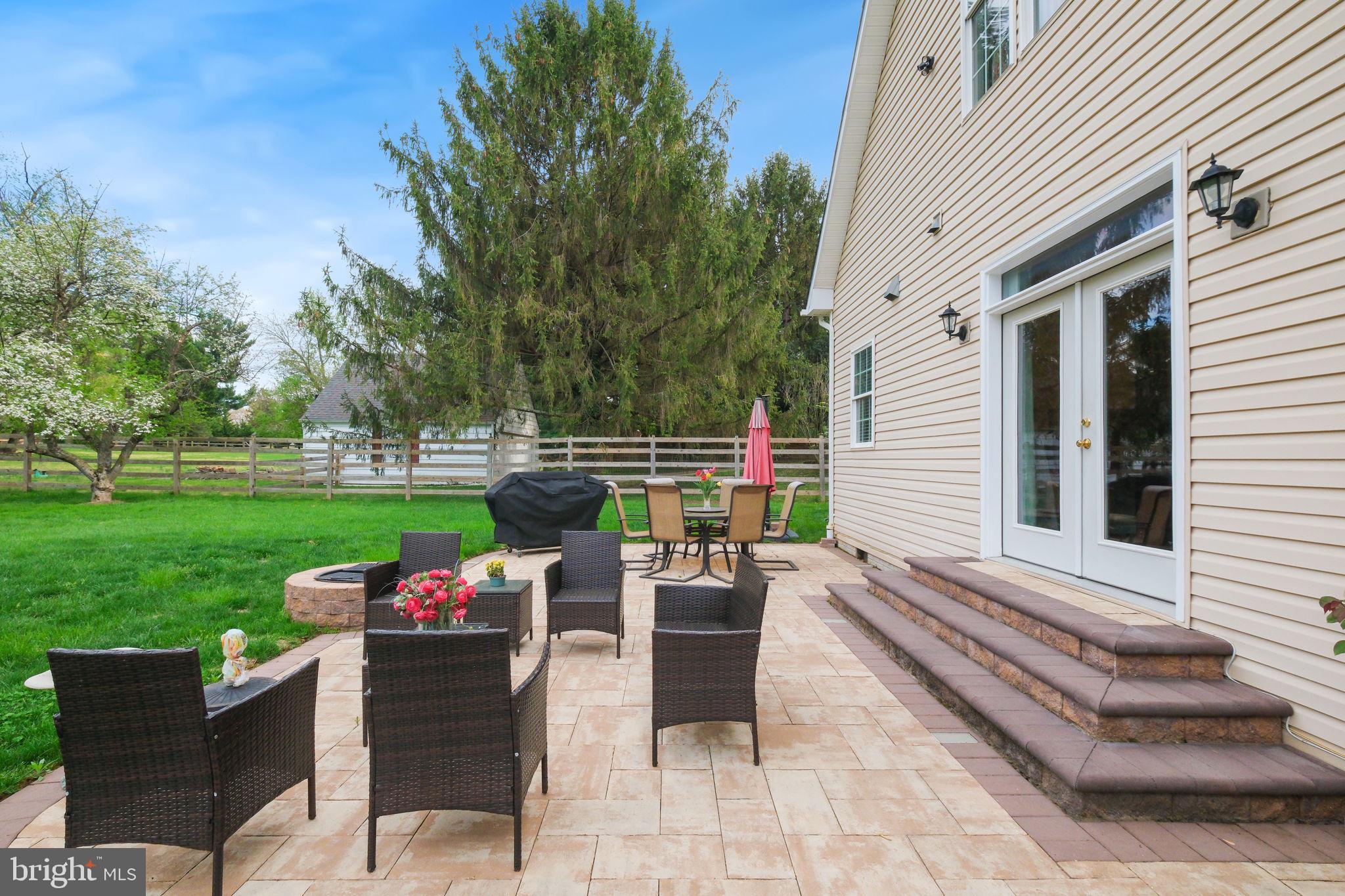 ANCIENT OAK - Residential