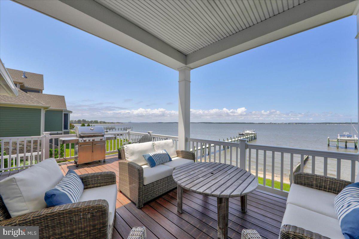 IRONS LANE - Residential