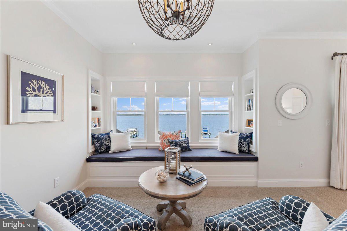 IRONS LANE - Residential