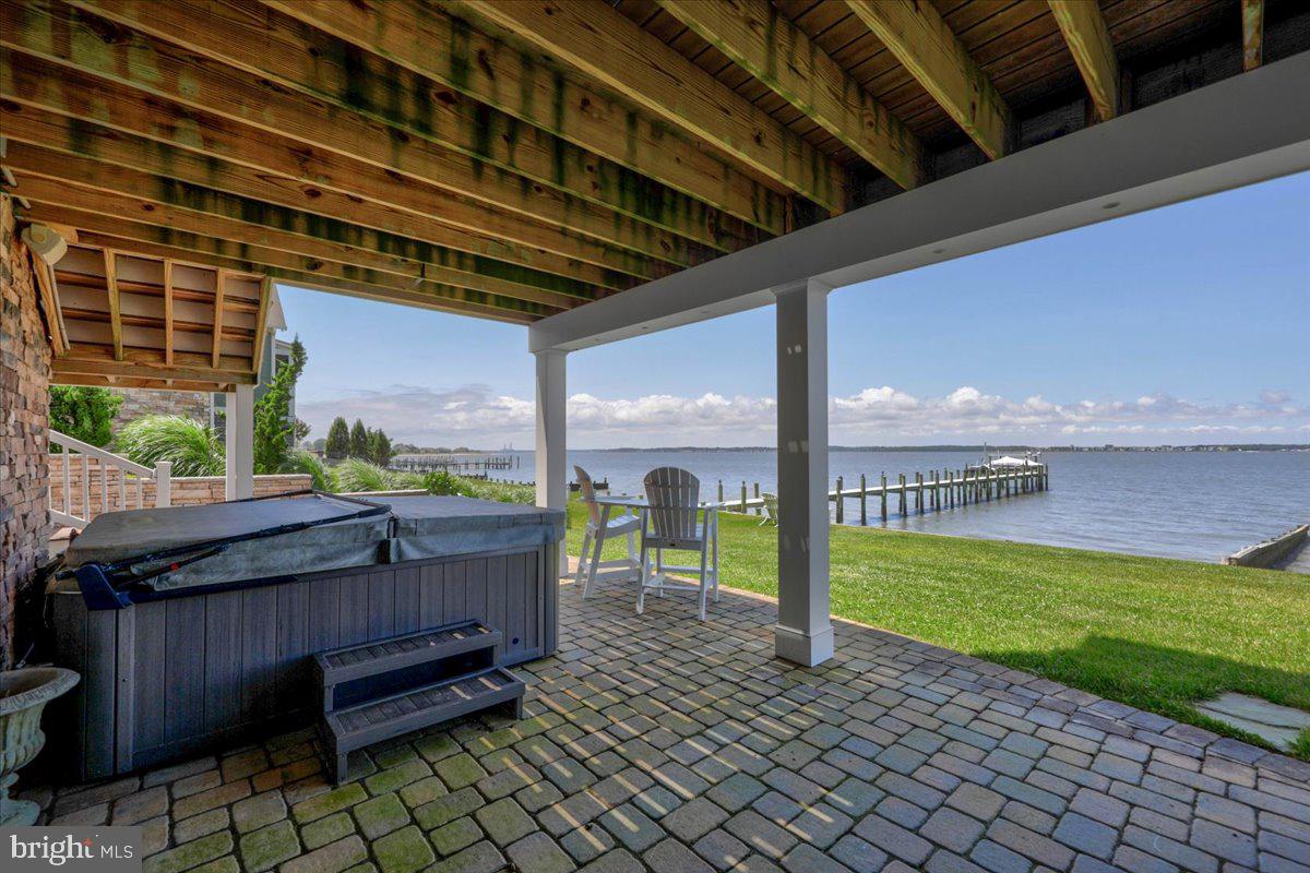 IRONS LANE - Residential