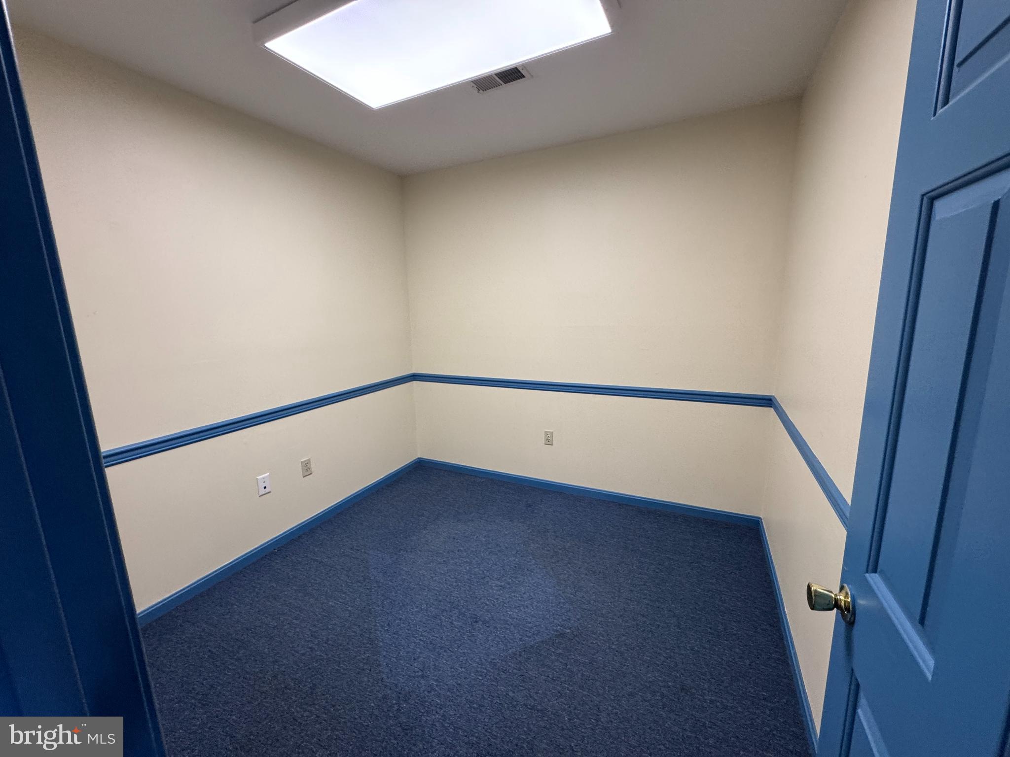 MADDEX - Commercial Lease