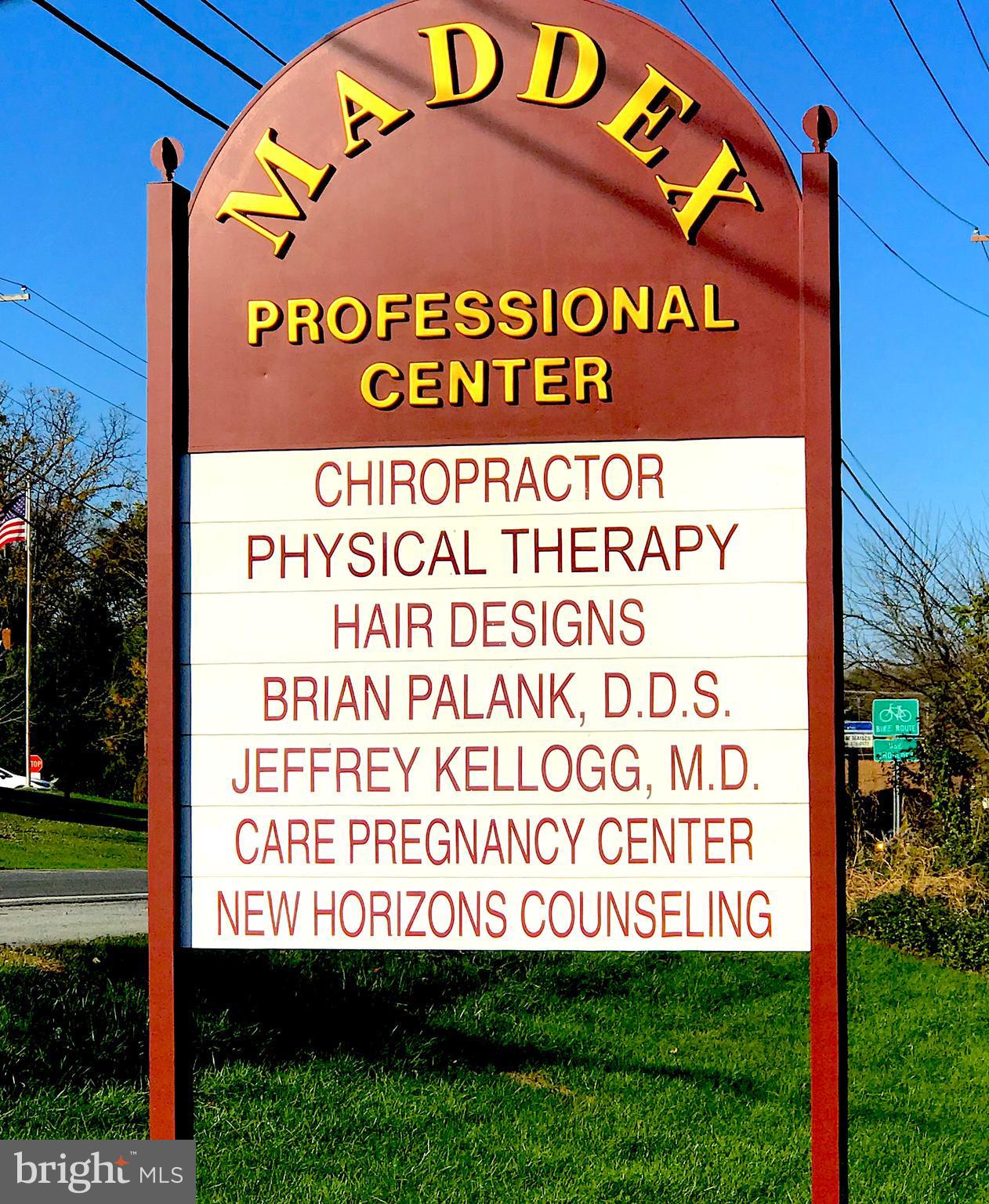 MADDEX - Commercial Lease