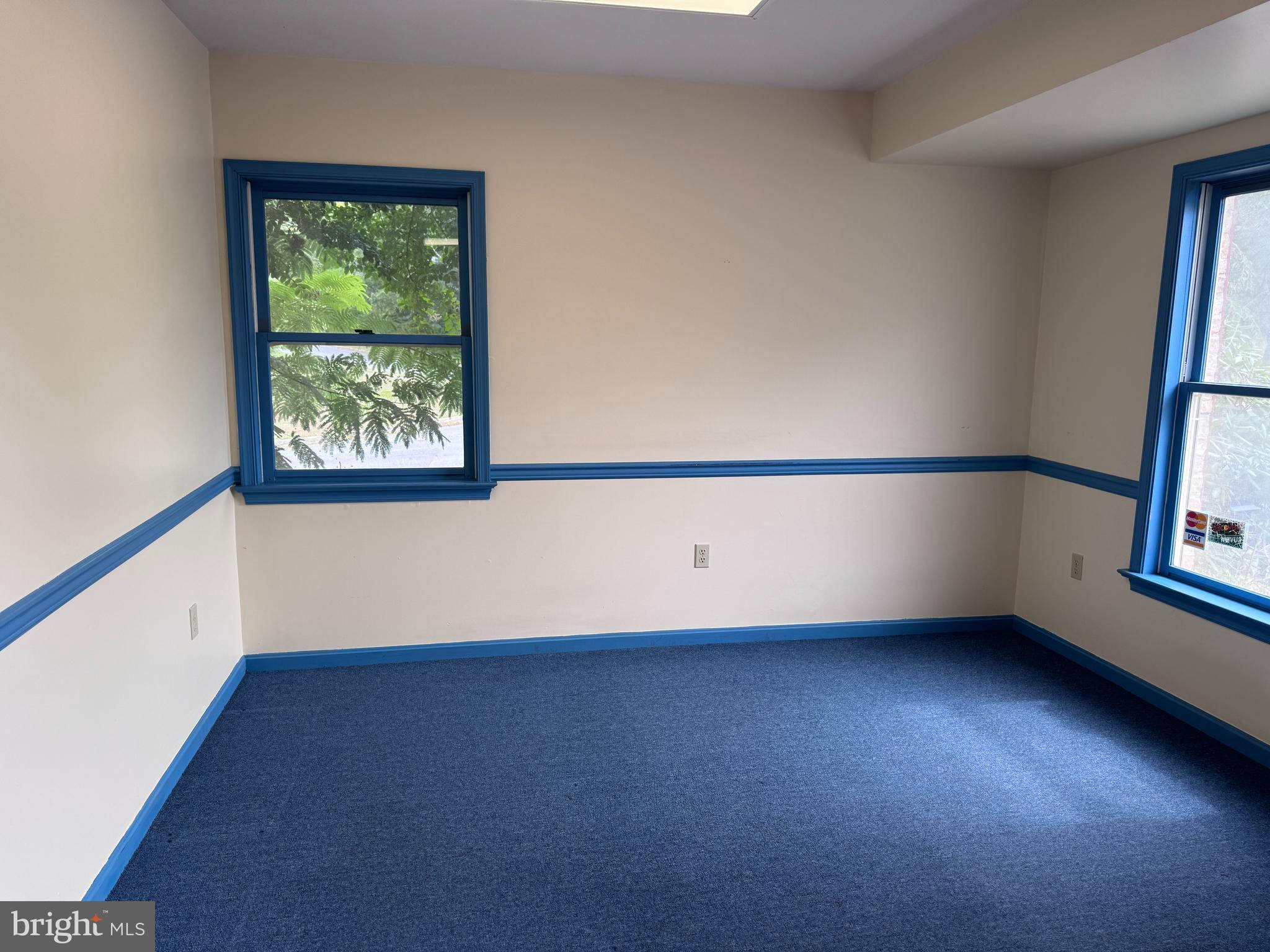 MADDEX - Commercial Lease