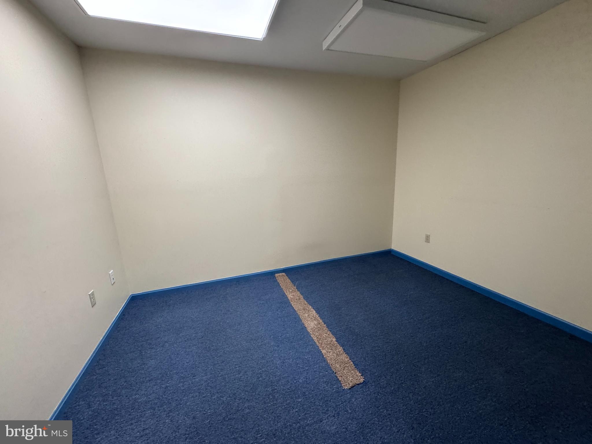 MADDEX - Commercial Lease