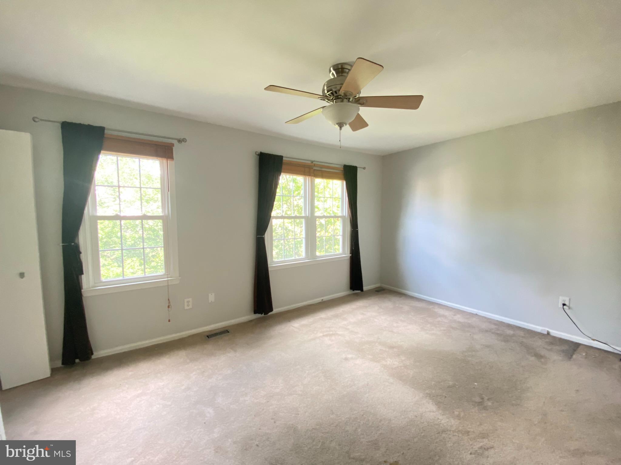 DUNN LORING VILLAGE - Residential Lease