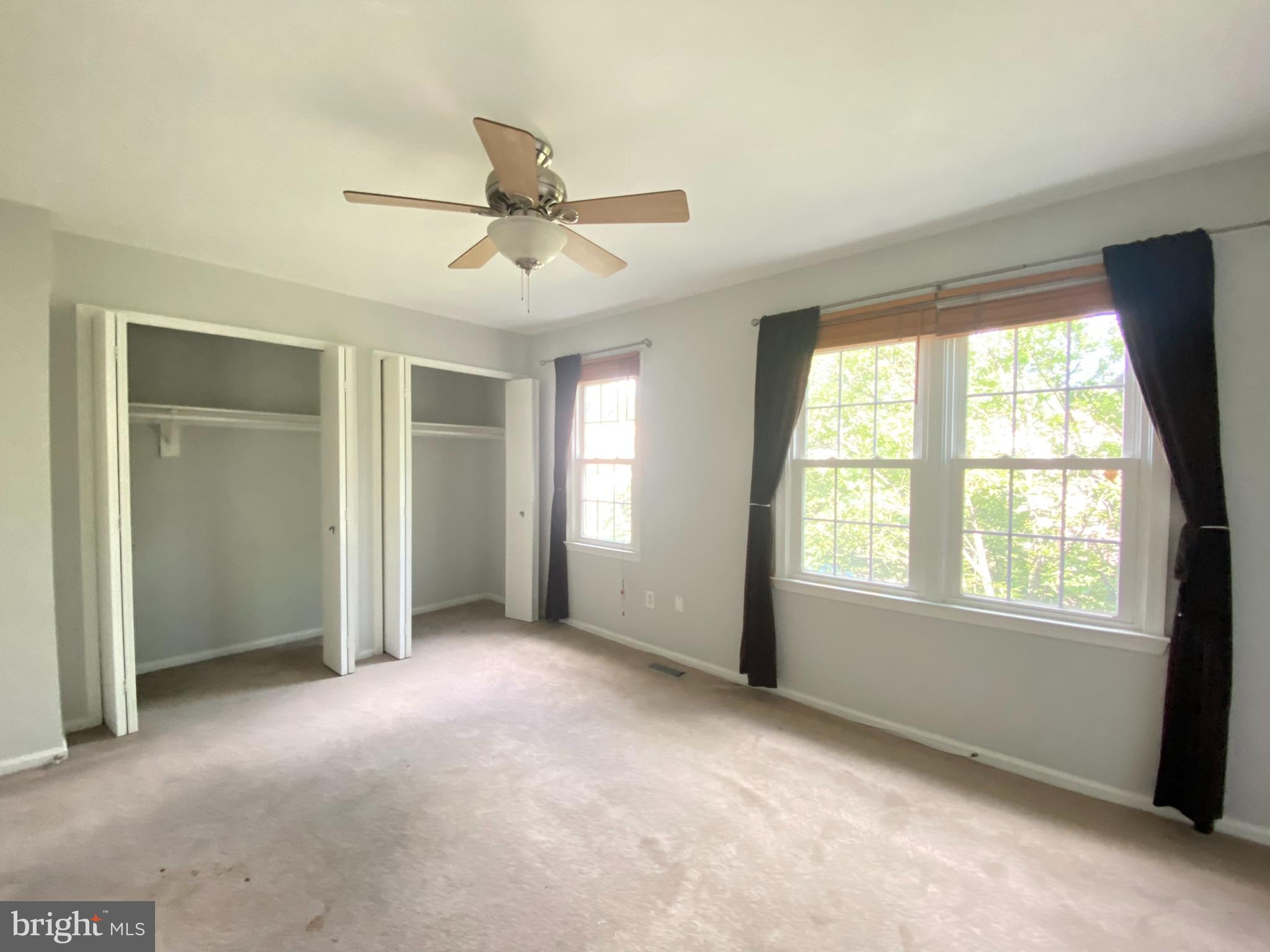 DUNN LORING VILLAGE - Residential Lease