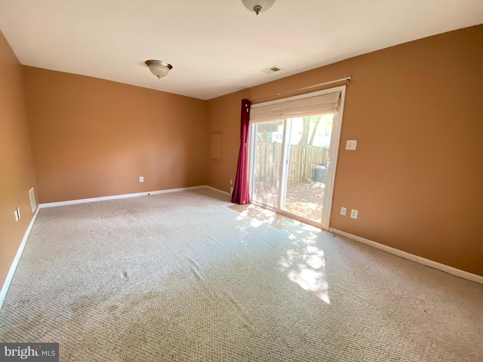 DUNN LORING VILLAGE - Residential Lease