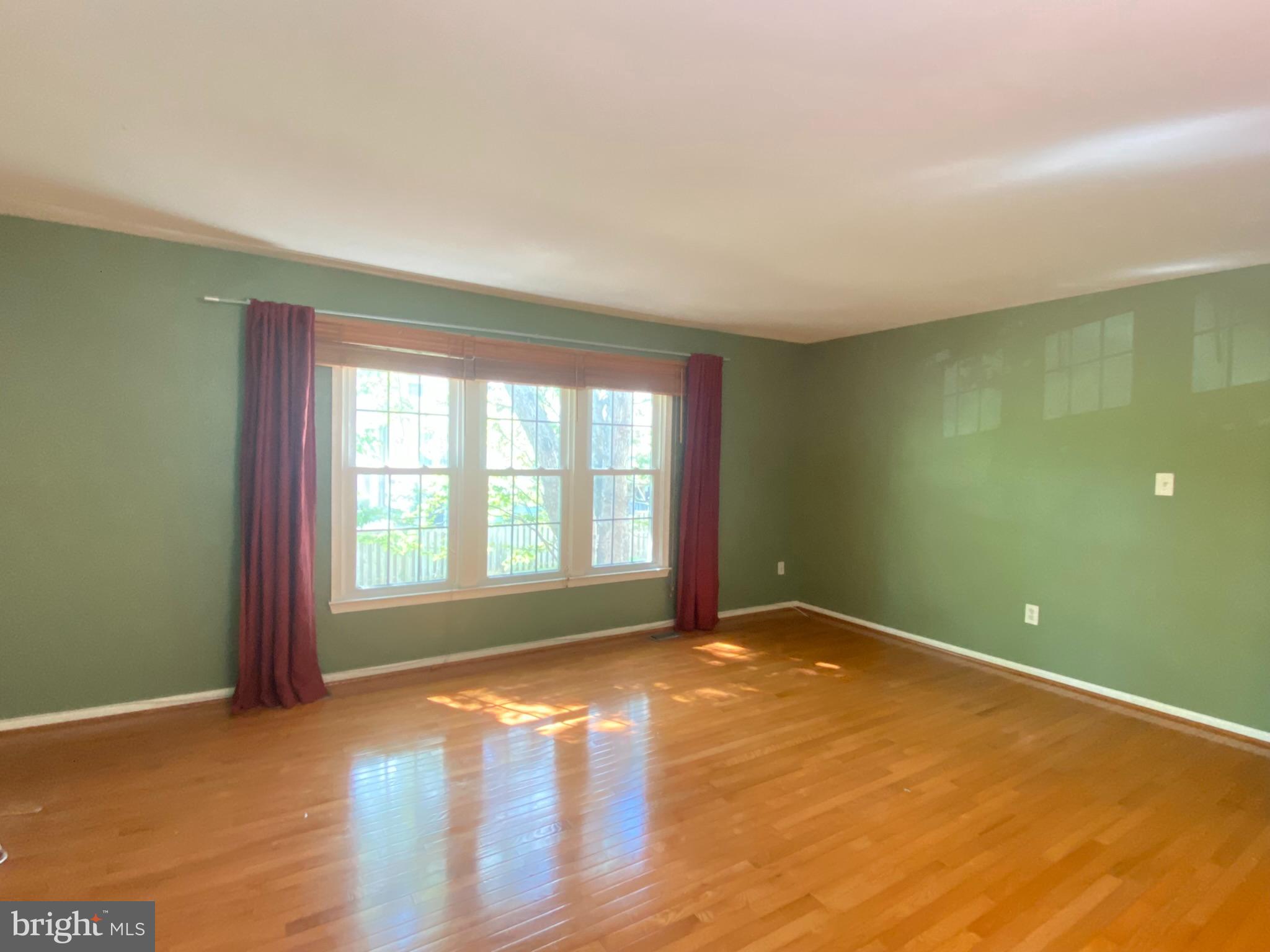 DUNN LORING VILLAGE - Residential Lease