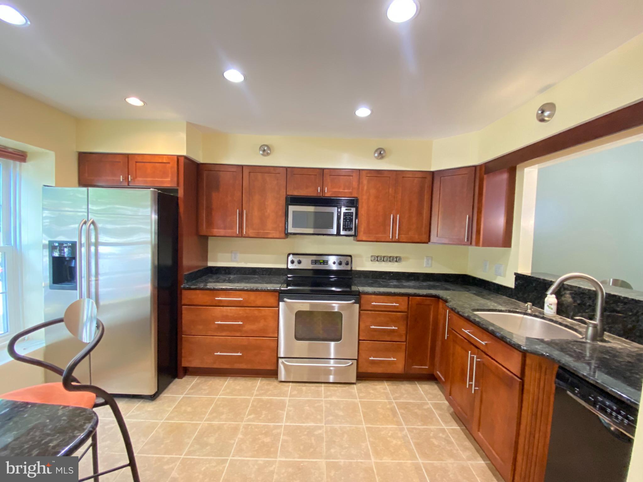 DUNN LORING VILLAGE - Residential Lease