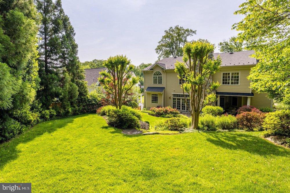 COUNTRY CLUB HILLS - Residential