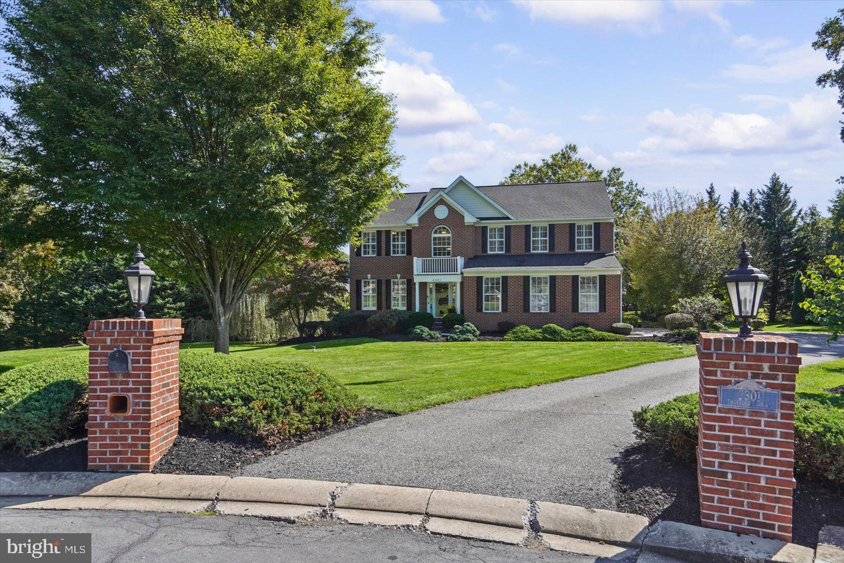 2301 THETFORD COURT