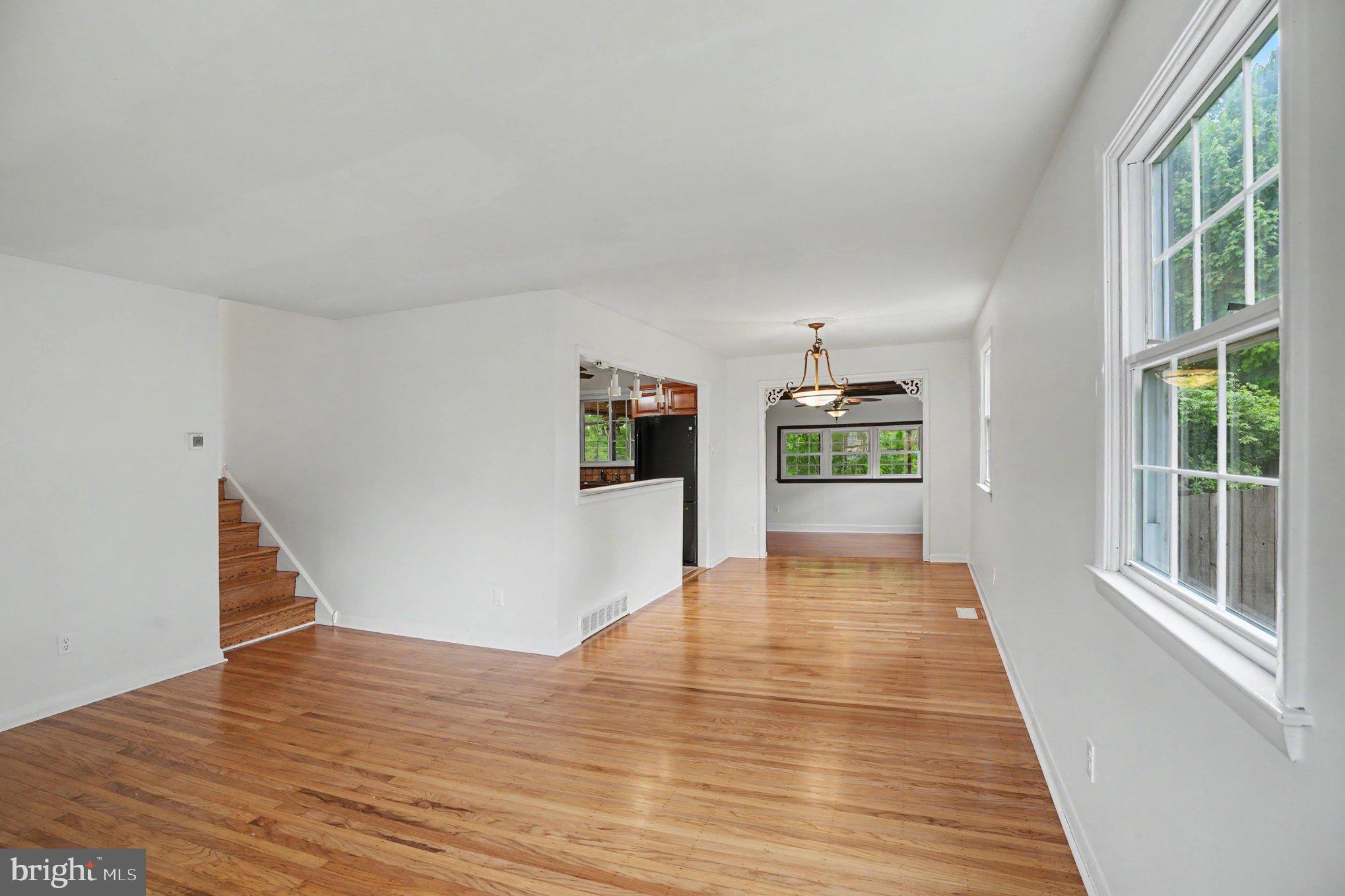 LAWRENCE PARK - Residential