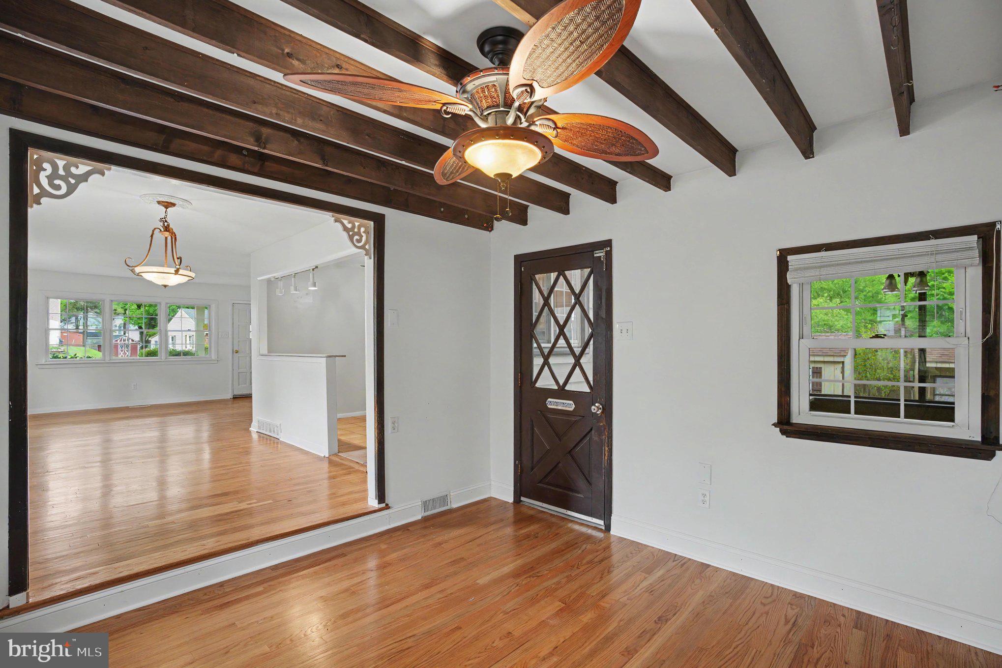 LAWRENCE PARK - Residential