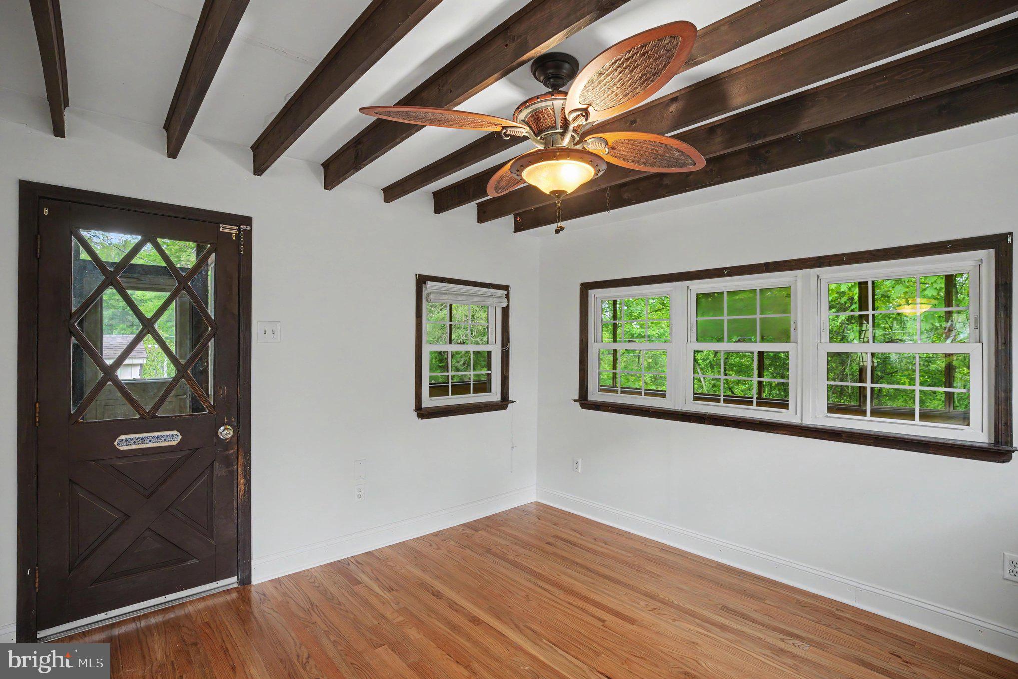 LAWRENCE PARK - Residential