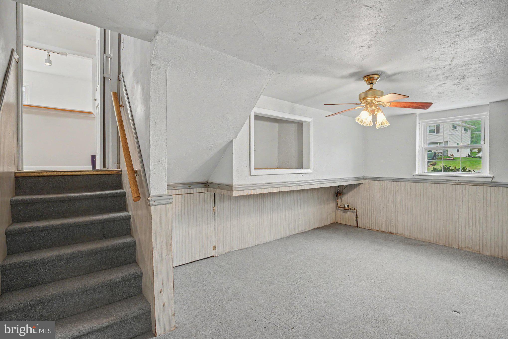 LAWRENCE PARK - Residential