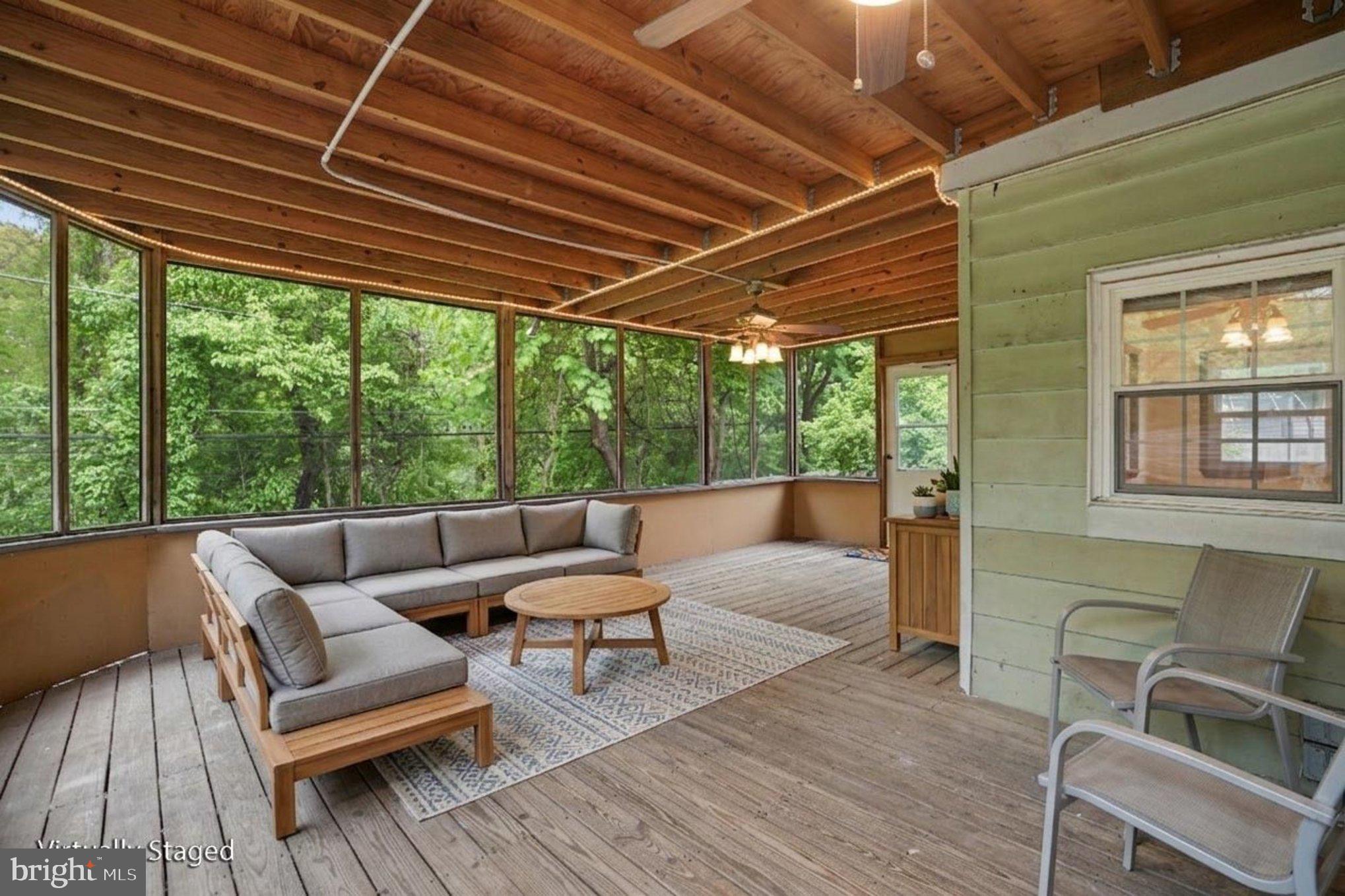 LAWRENCE PARK - Residential