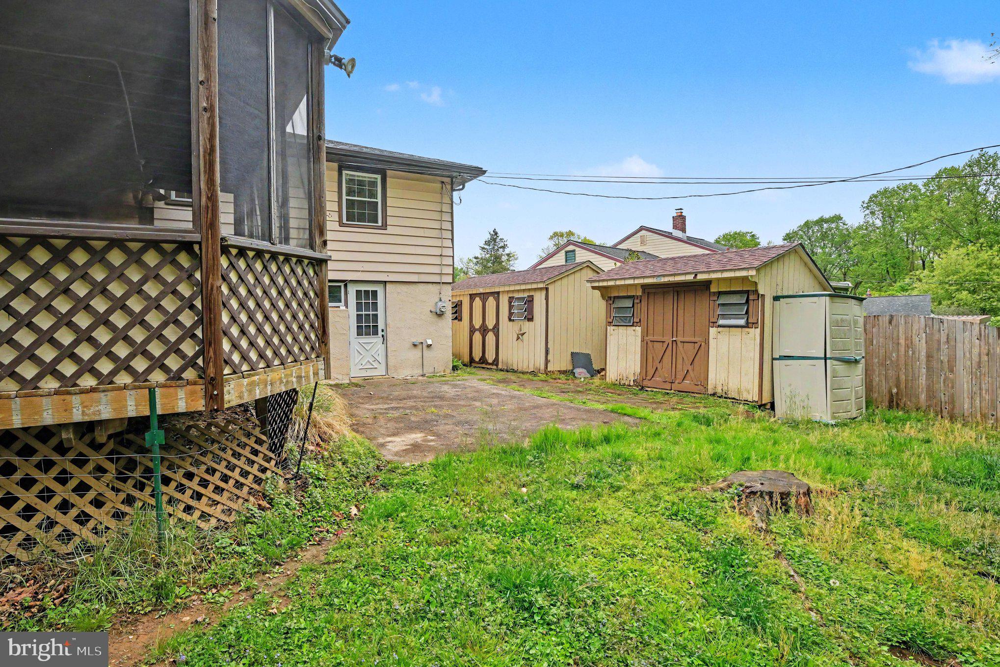 LAWRENCE PARK - Residential