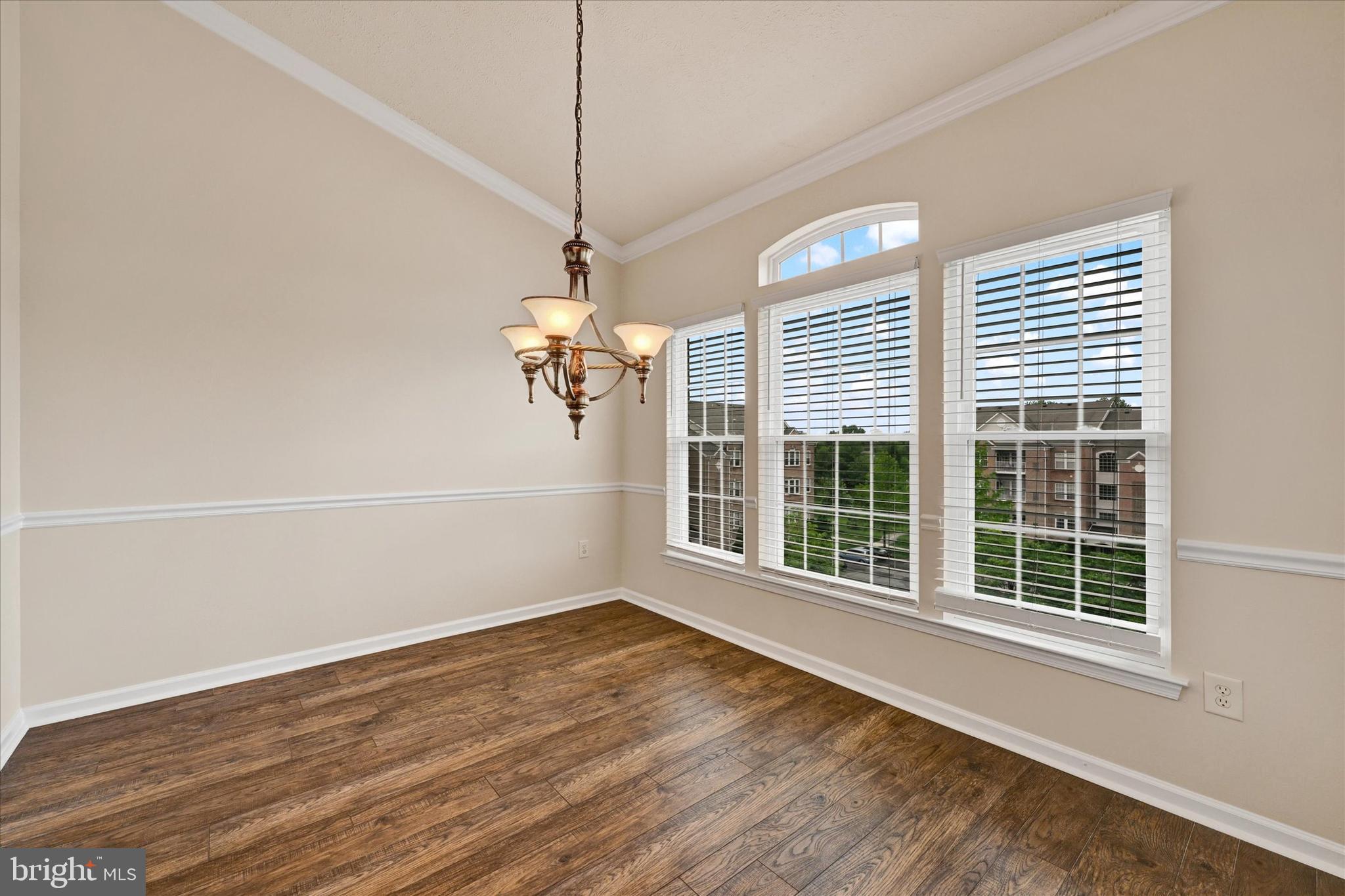 WINDSOR AT PERRY HALL FARMS - Residential