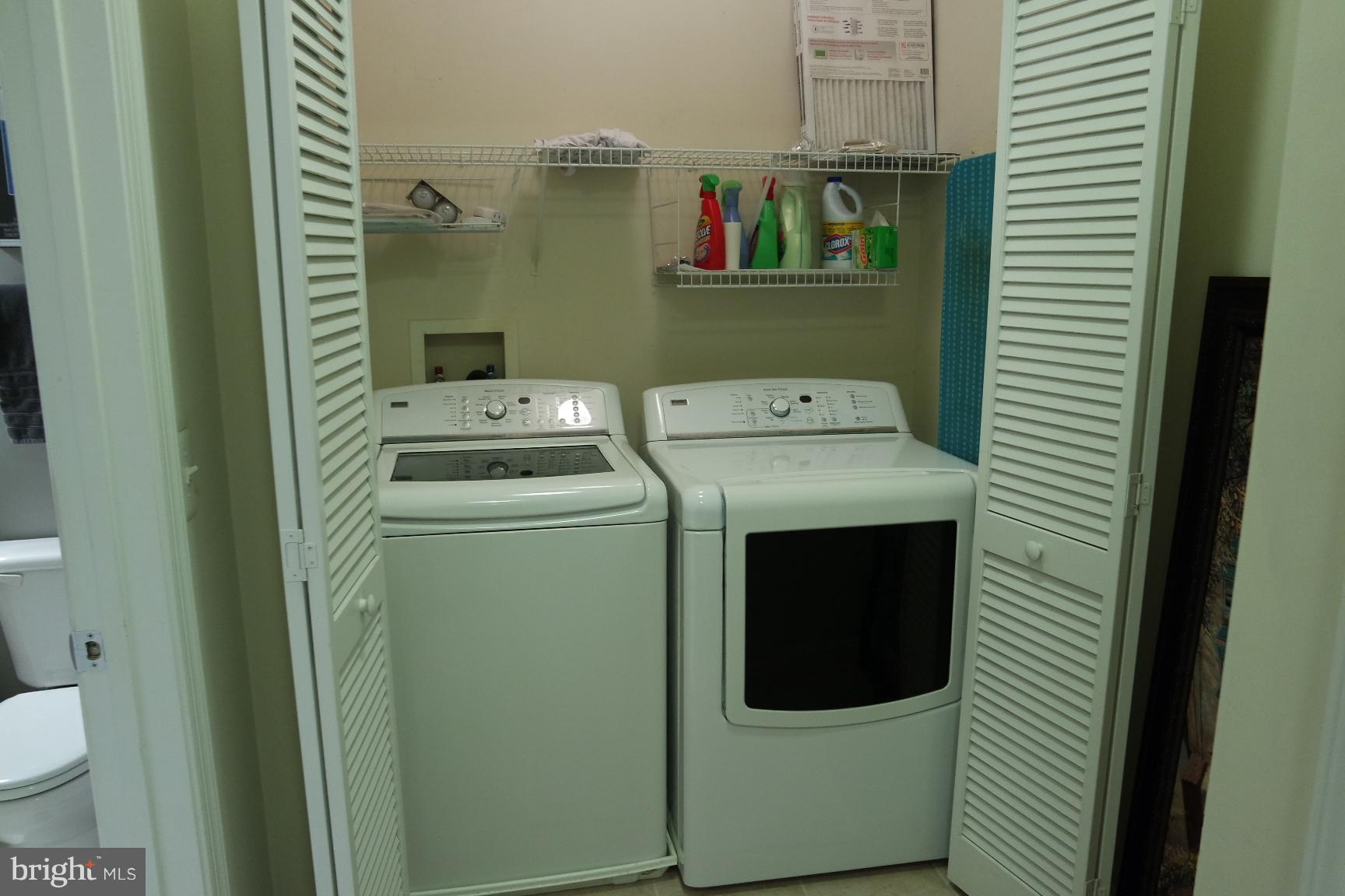 GROVE AT ARLINGTON - Residential Lease