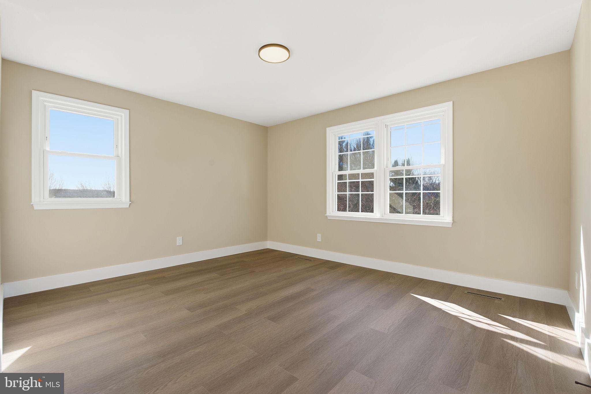 WAYSIDE ESTATES - Residential