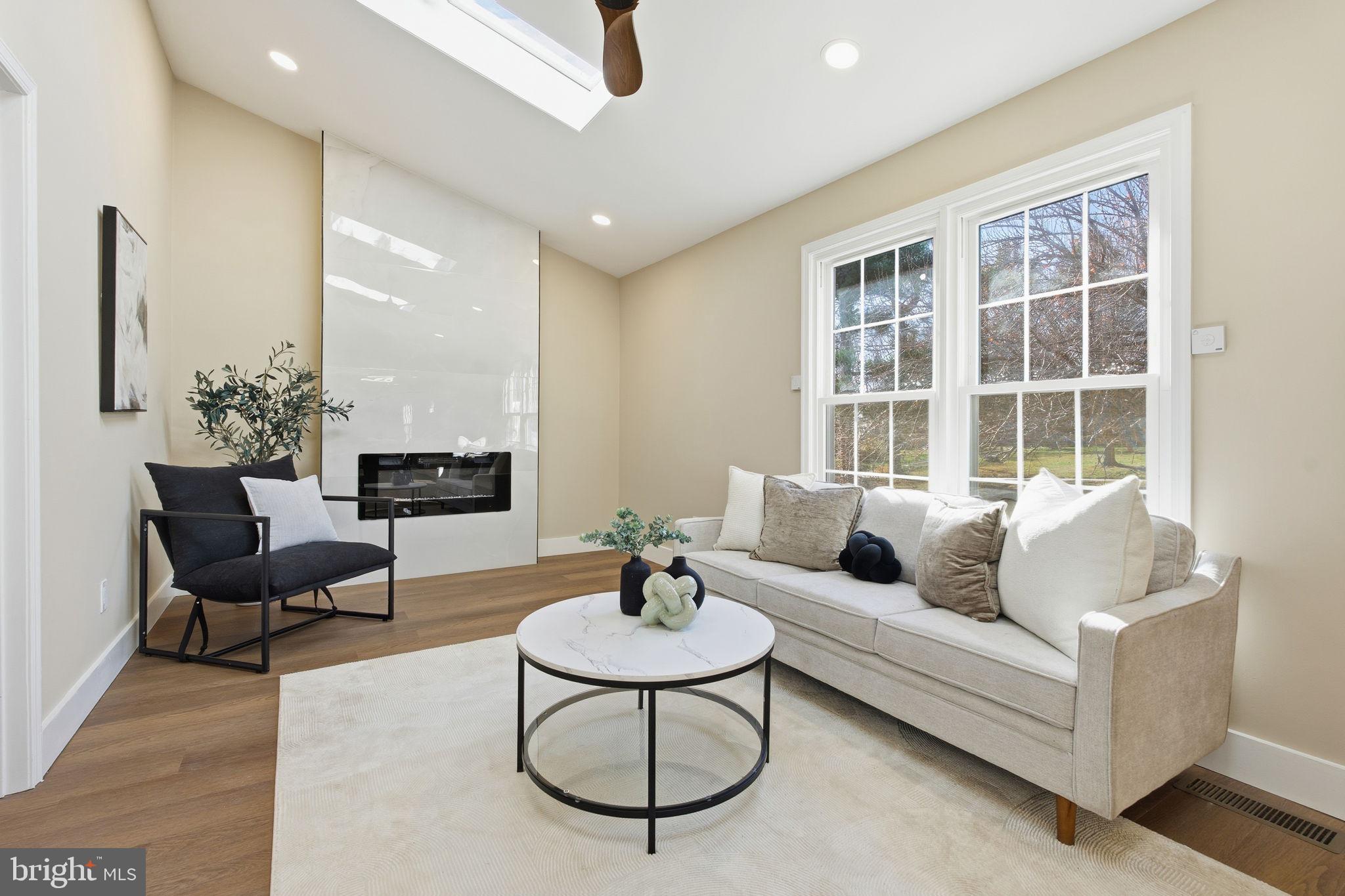 WAYSIDE ESTATES - Residential