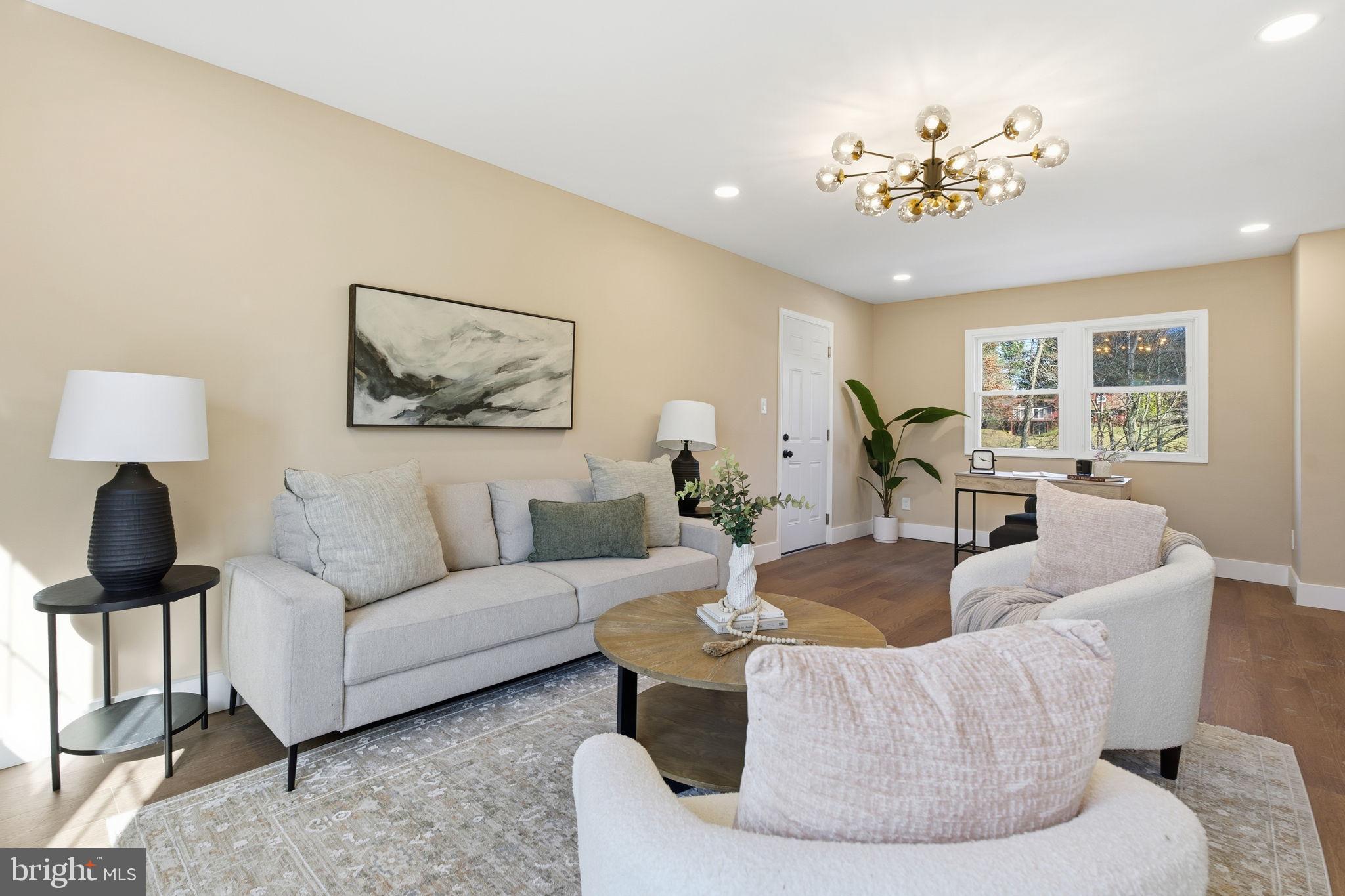 WAYSIDE ESTATES - Residential