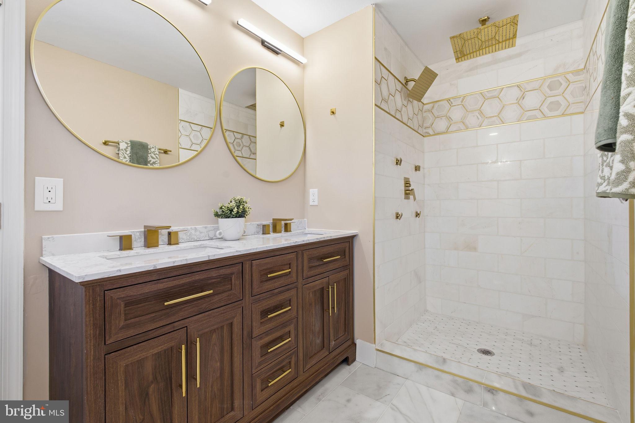 WAYSIDE ESTATES - Residential