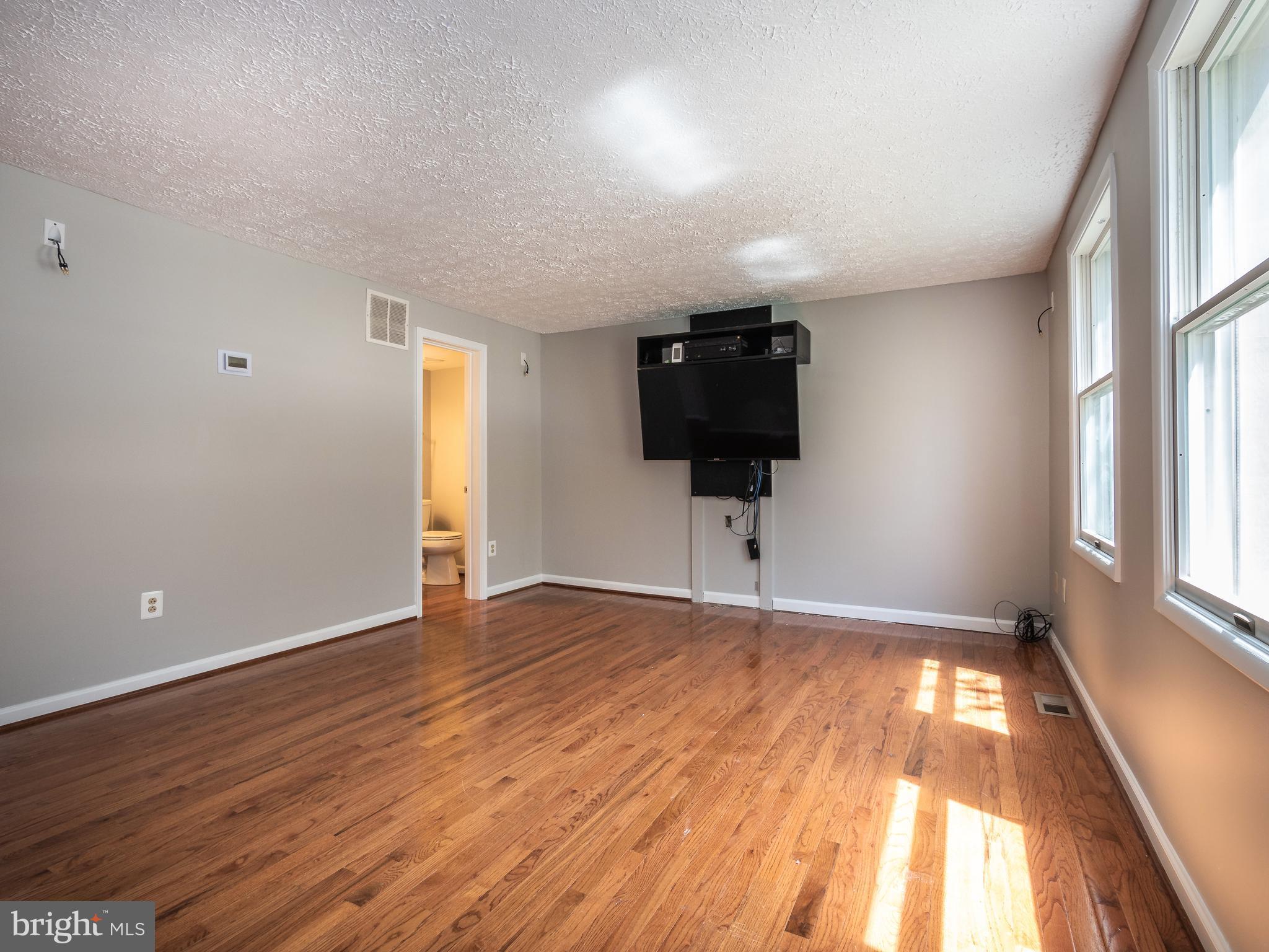 CEDAR ACRES - Residential