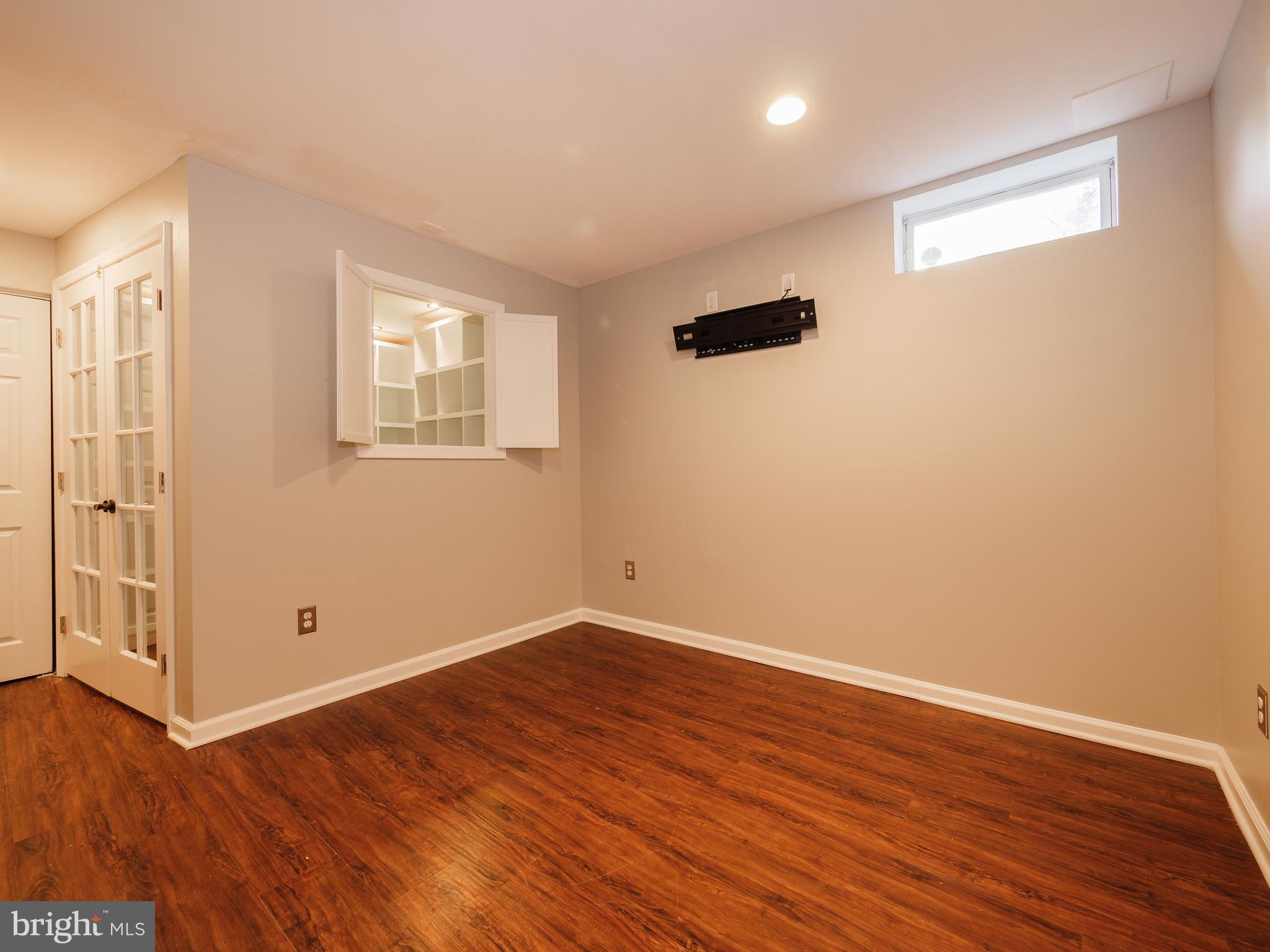 CEDAR ACRES - Residential