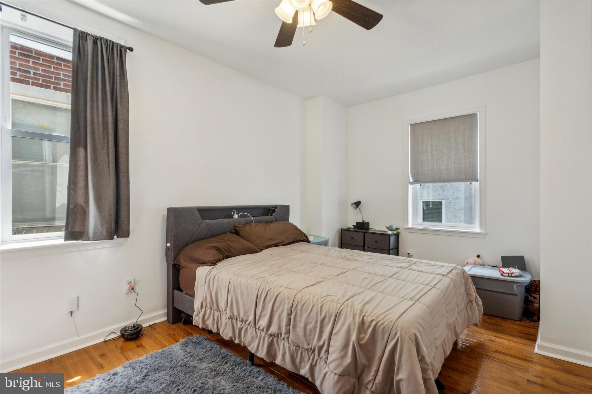 PASSYUNK SQUARE - Residential Income