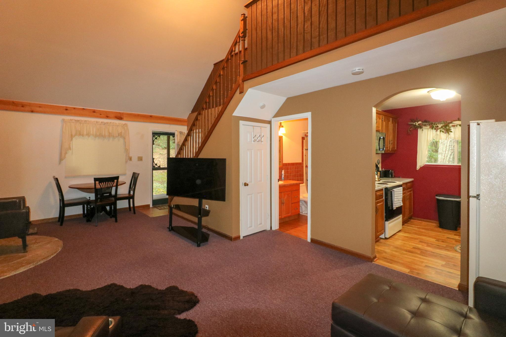 SHORT MOUNTAIN VILLAGE - Residential